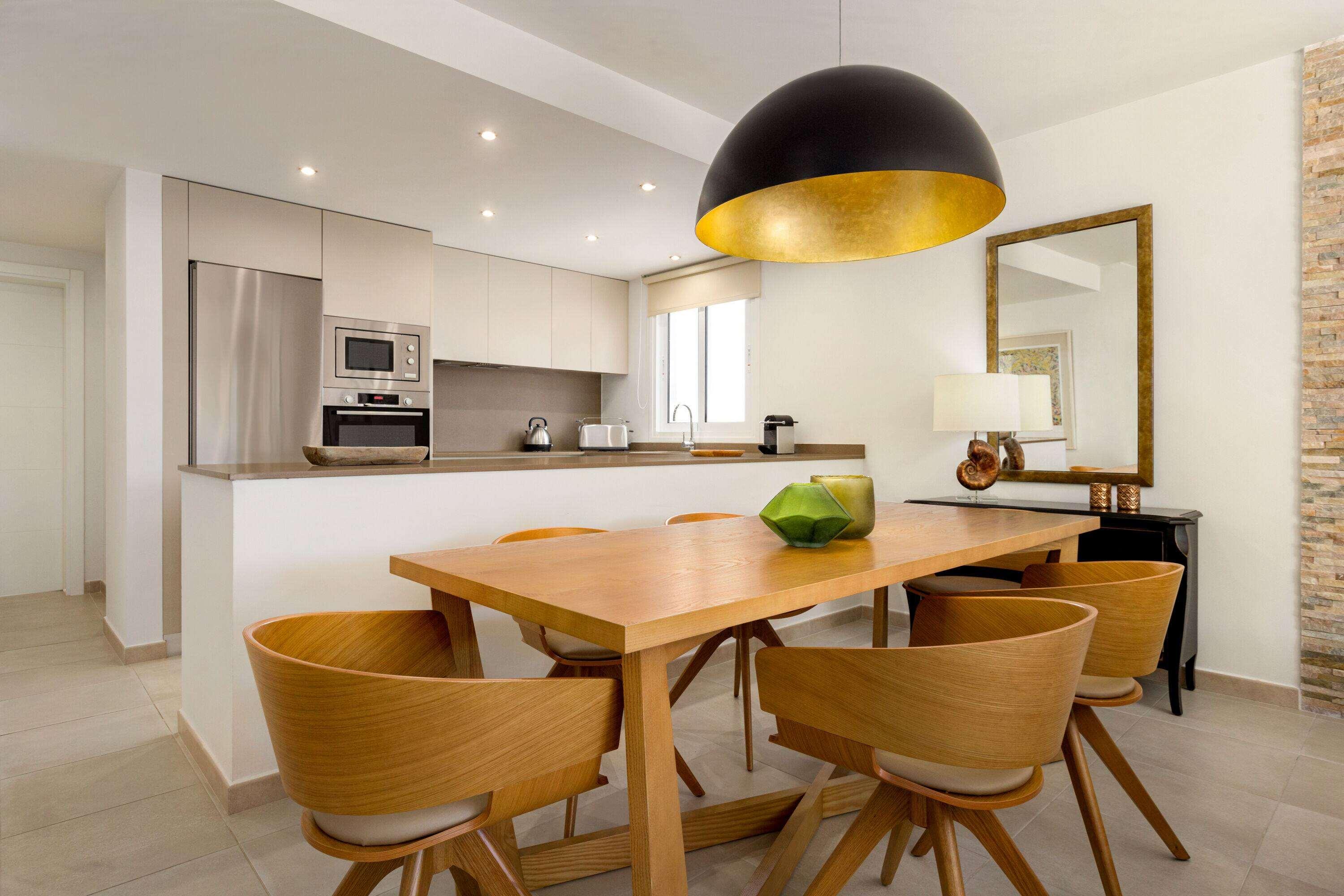 Apartment Deluxe Three Bedroom