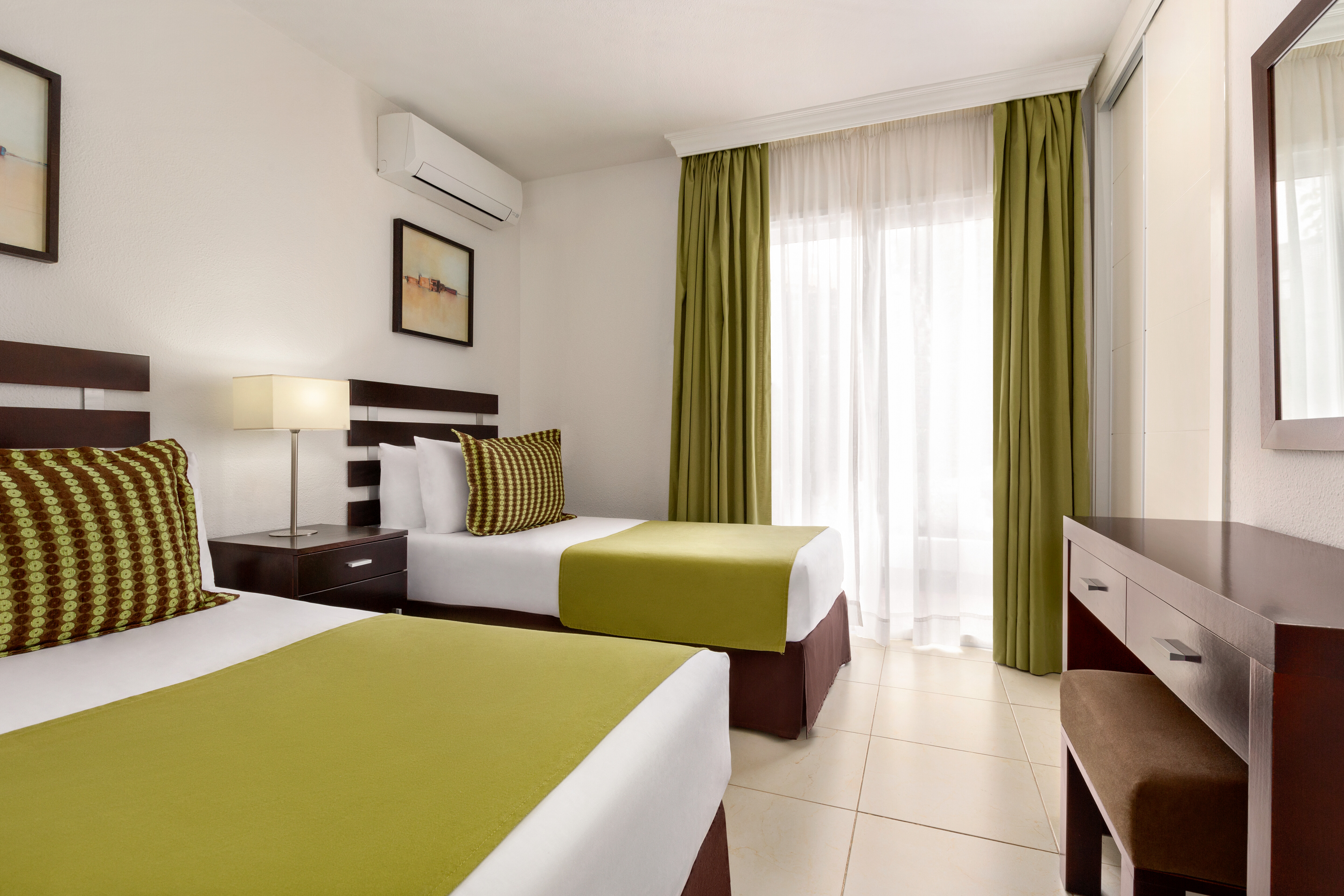 Apartment Two Bedrooms with Terrace