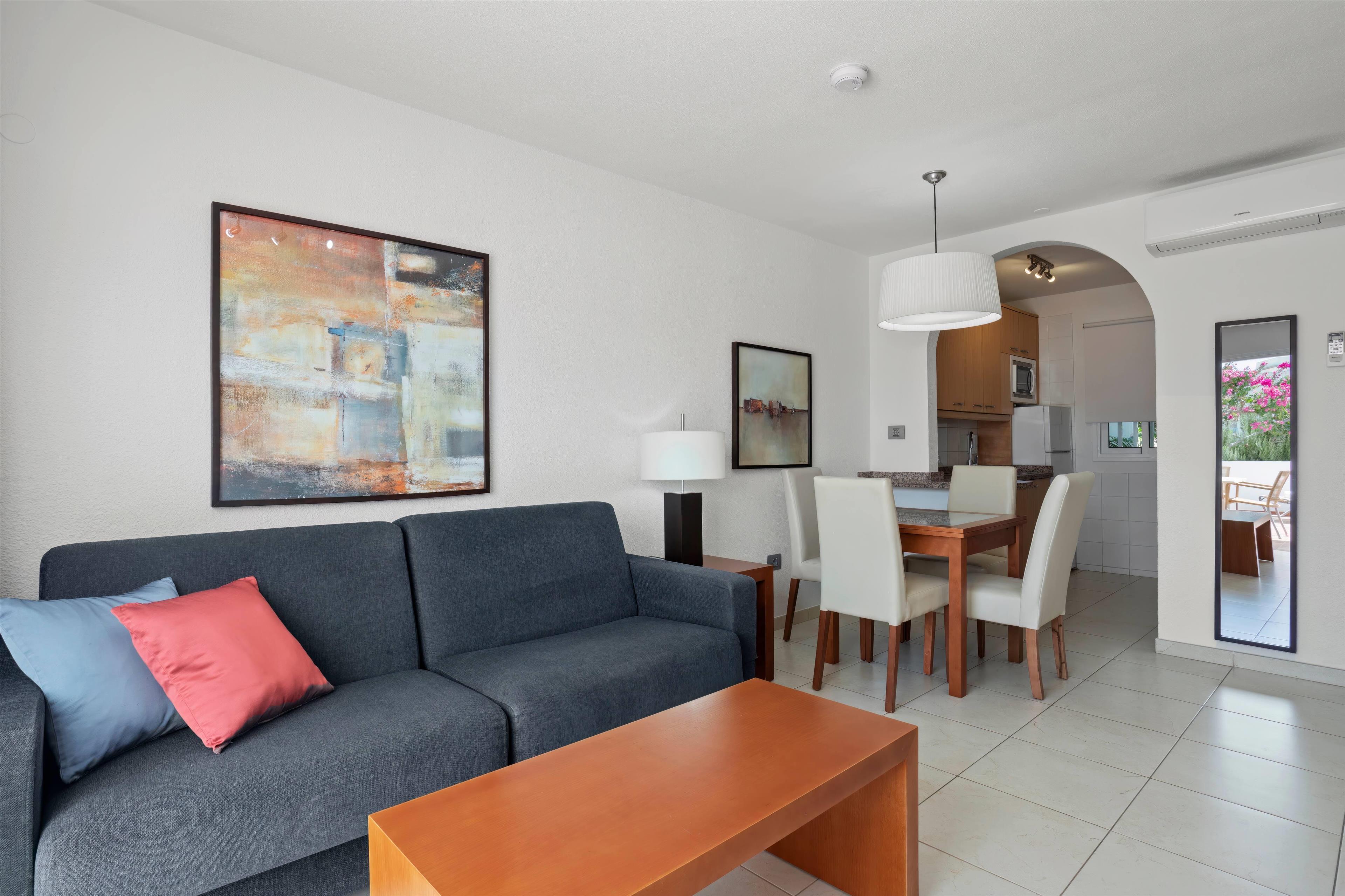 Apartment One Bedroom with Terrace