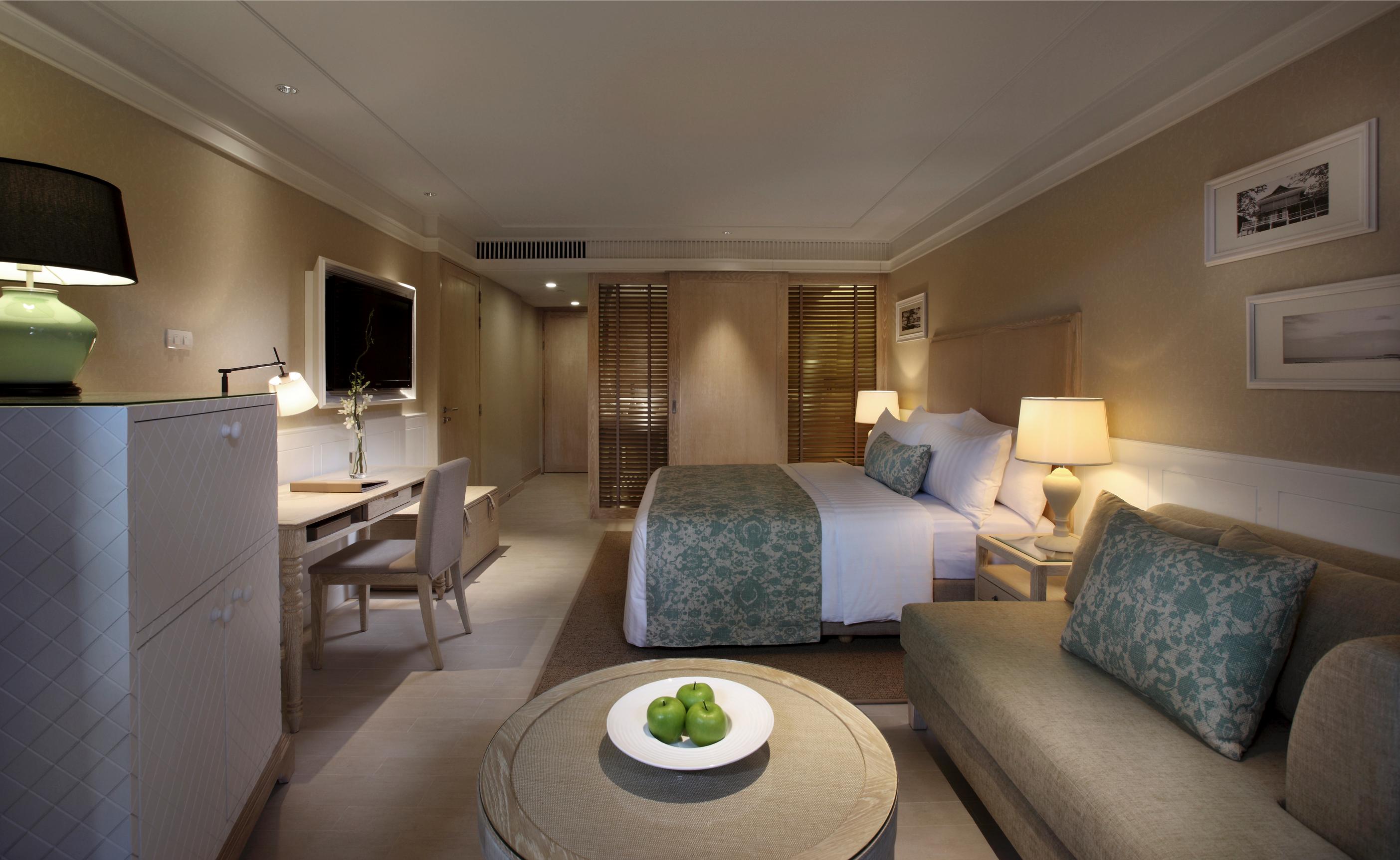 Double Deluxe Pool View