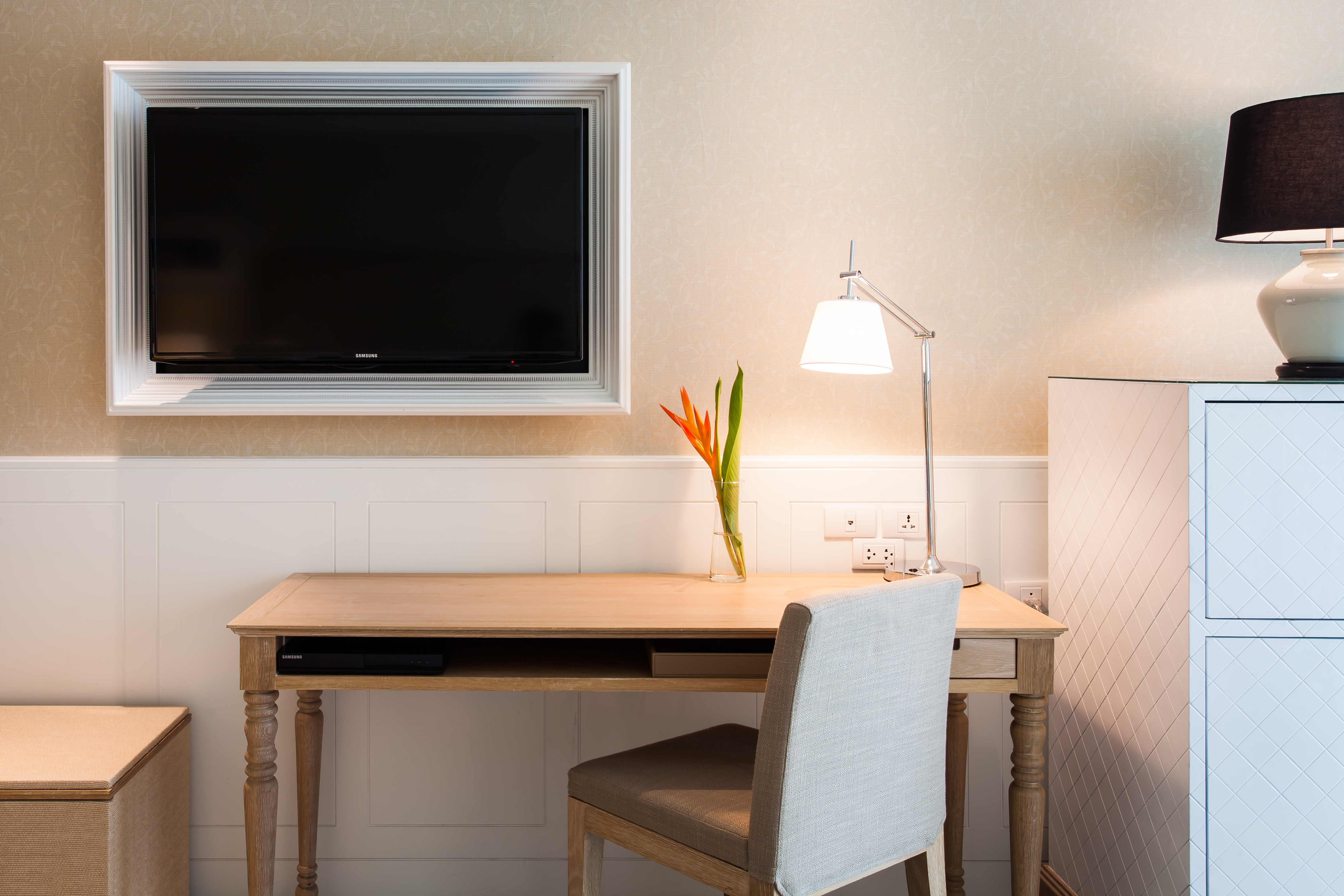 Double Deluxe Pool View