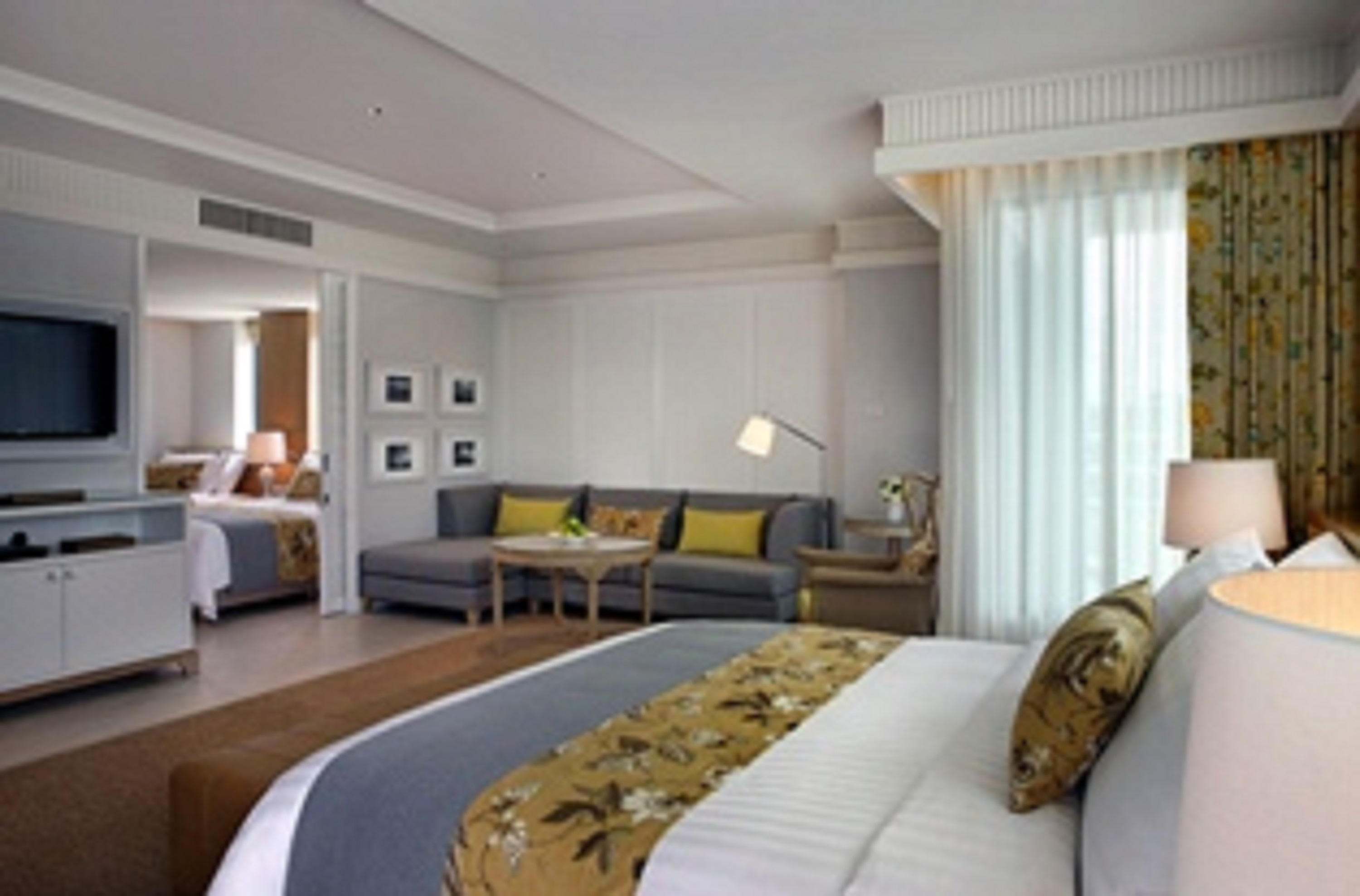 Family Room Mountain View