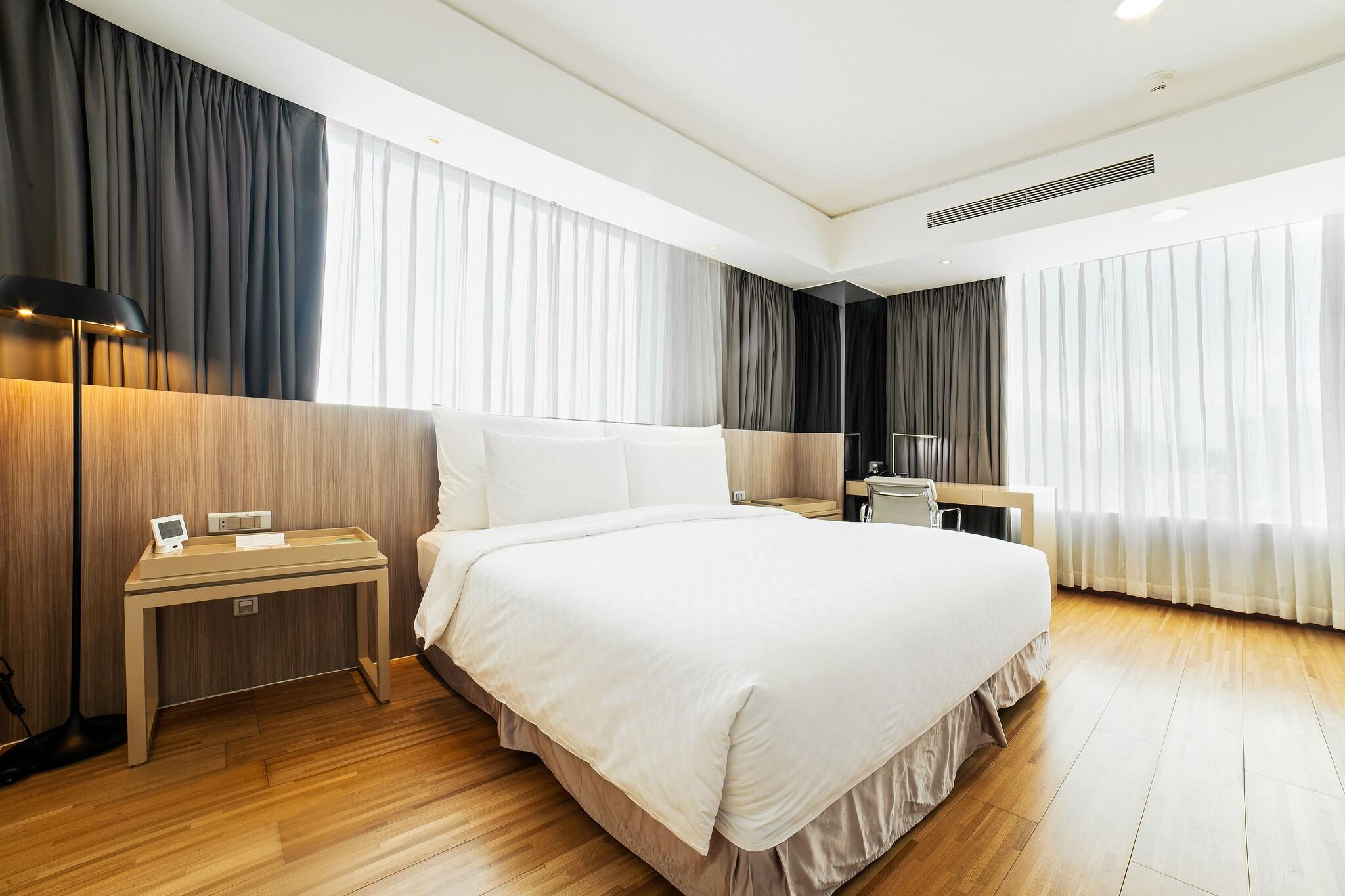 Apartment Three Beds