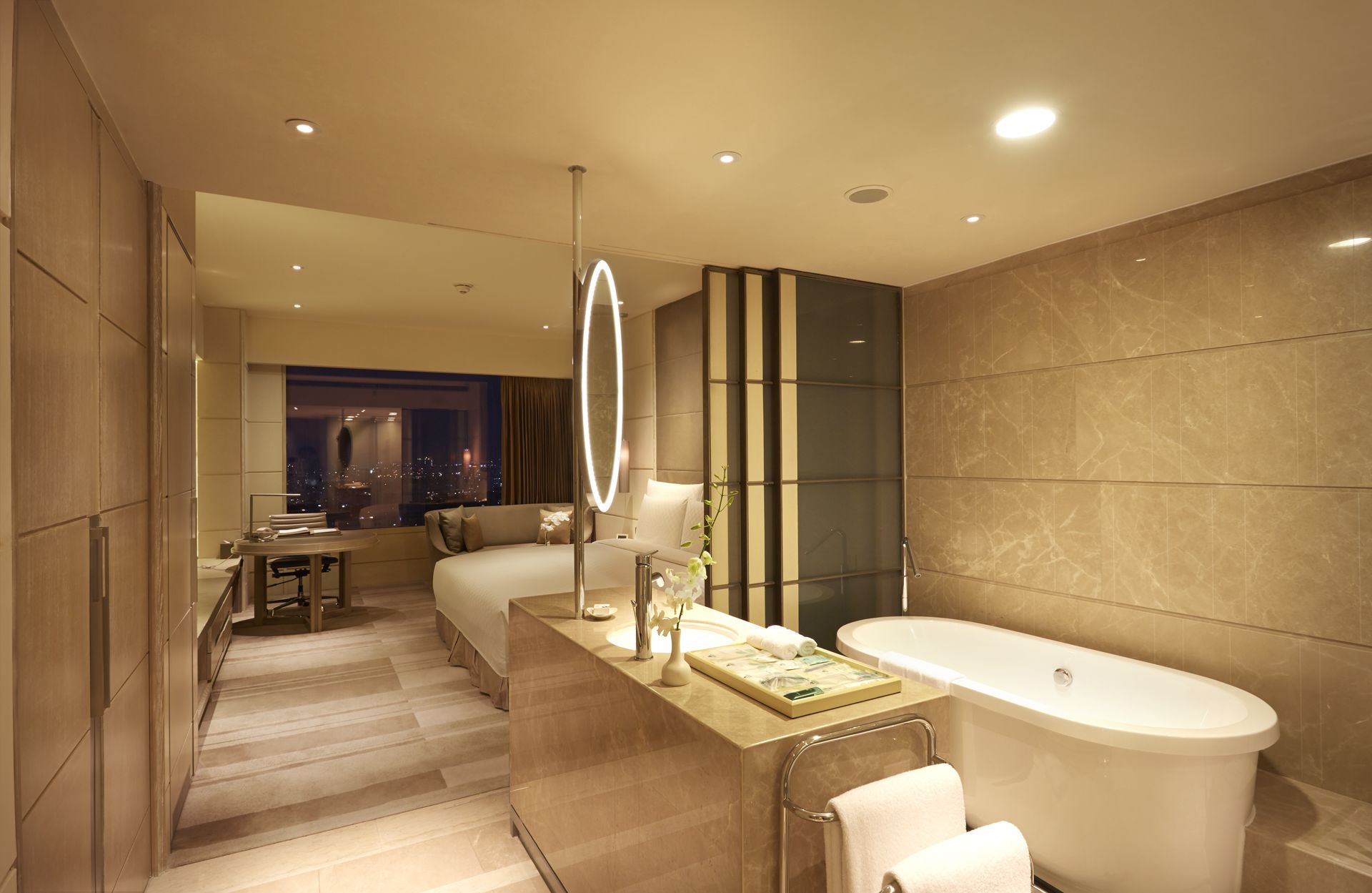 Double Deluxe Premium