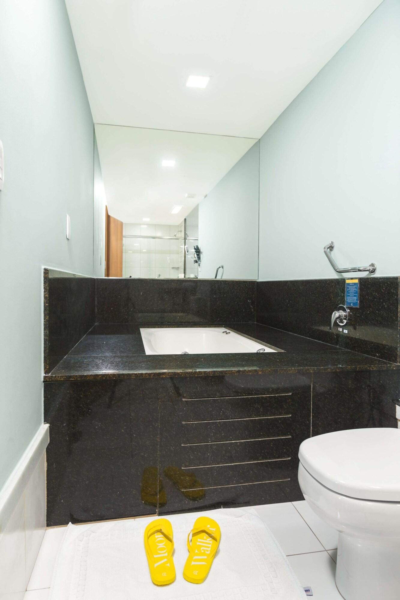 Suite Queen Size Bed