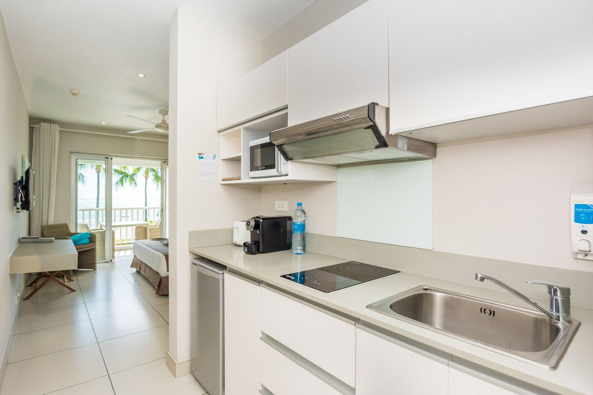 Studio Queen Size Bed