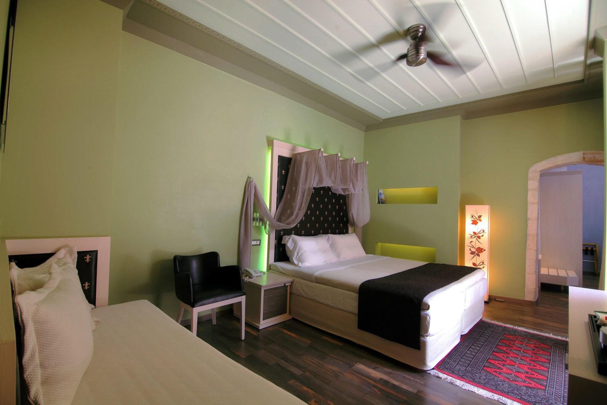 Suite King Bed One Bedroom 