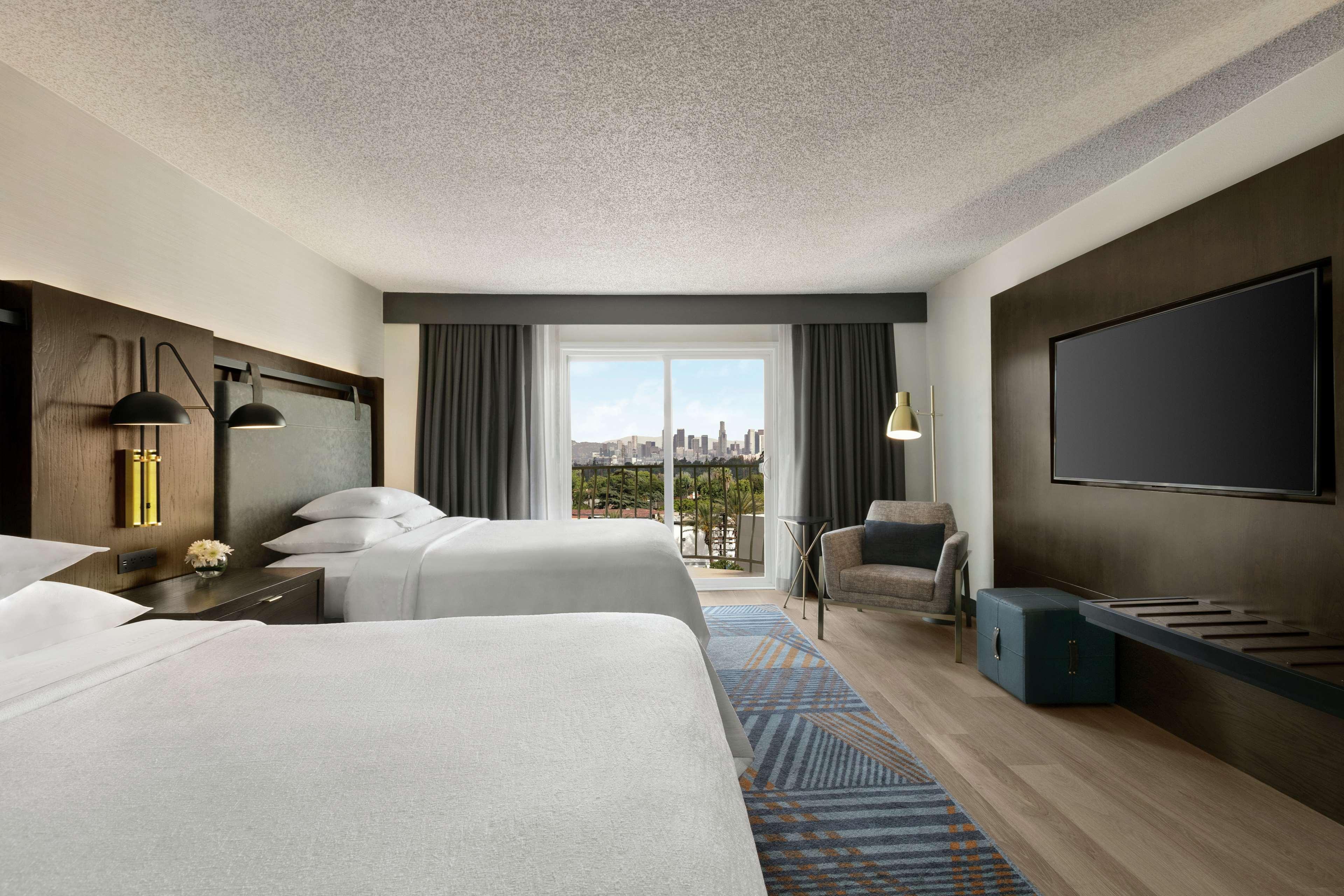 Suite Two Queen Beds