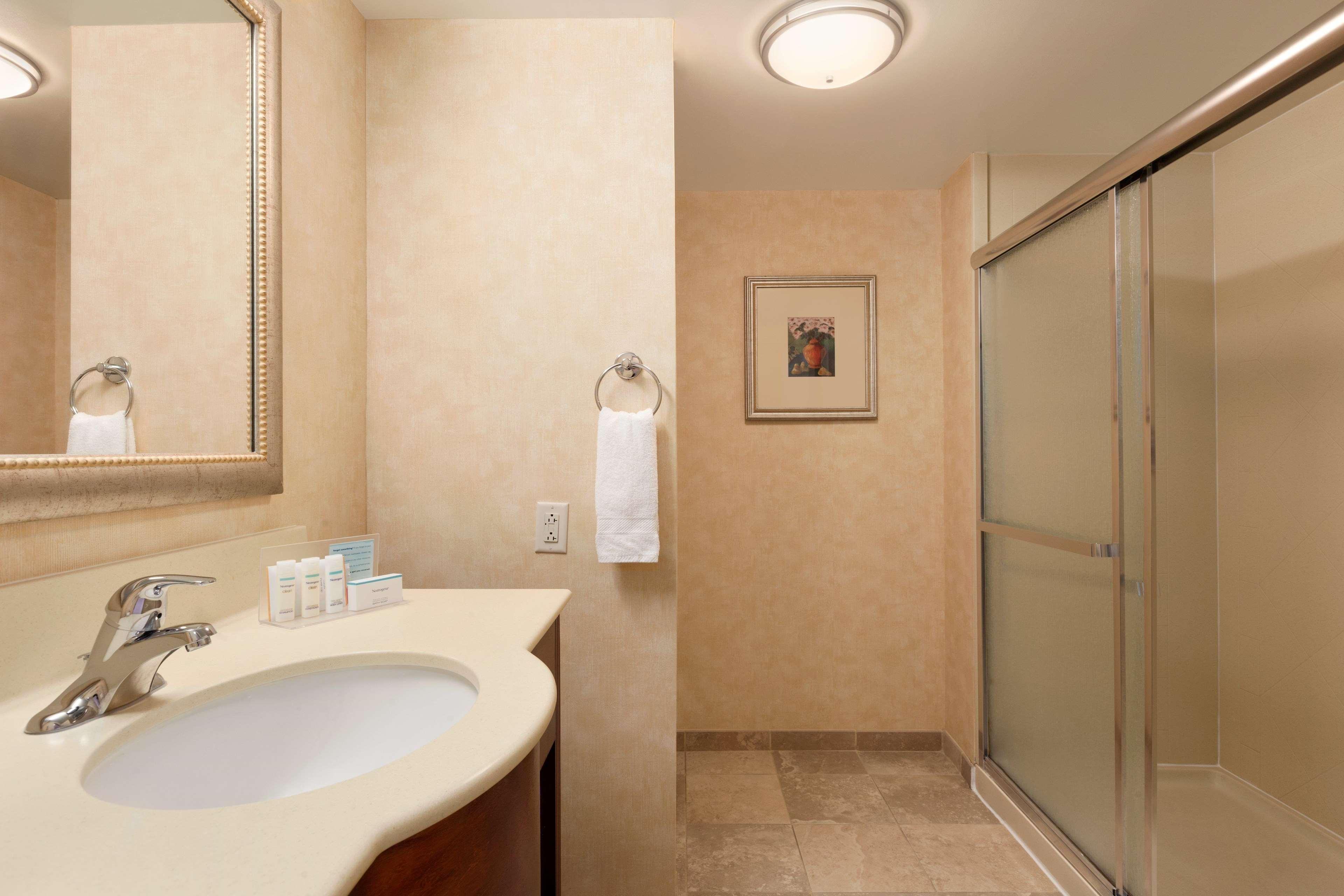 Double Two Queen Beds Non Smoking