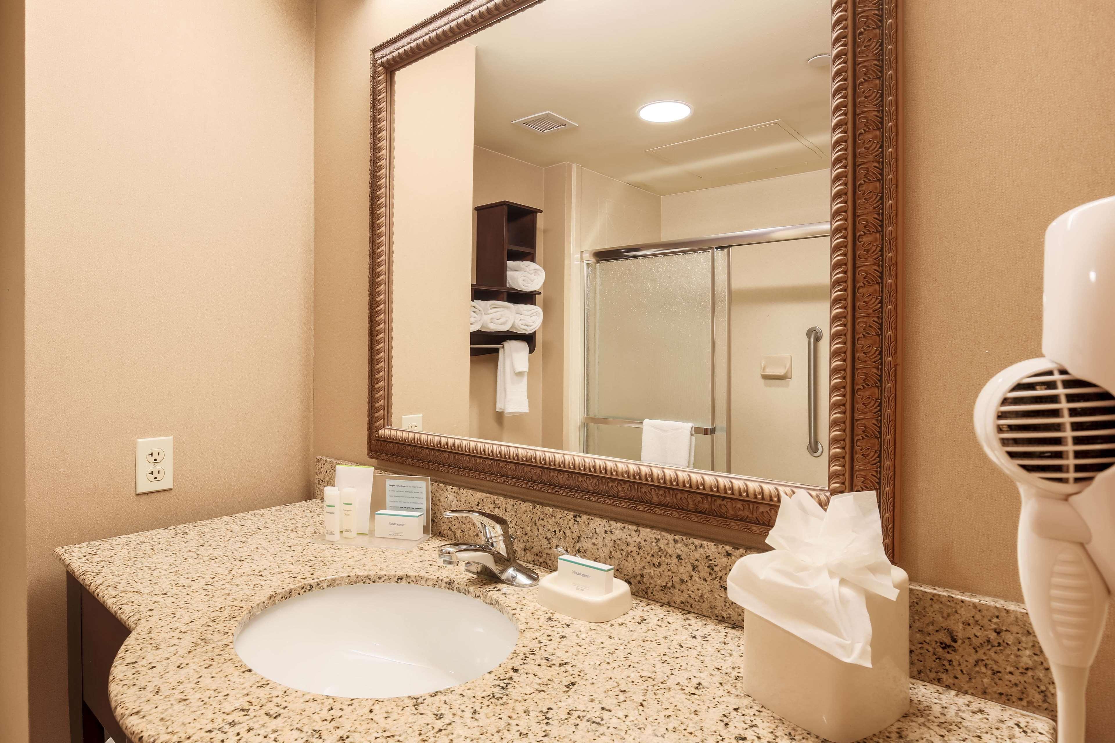 Studio King Size Bed