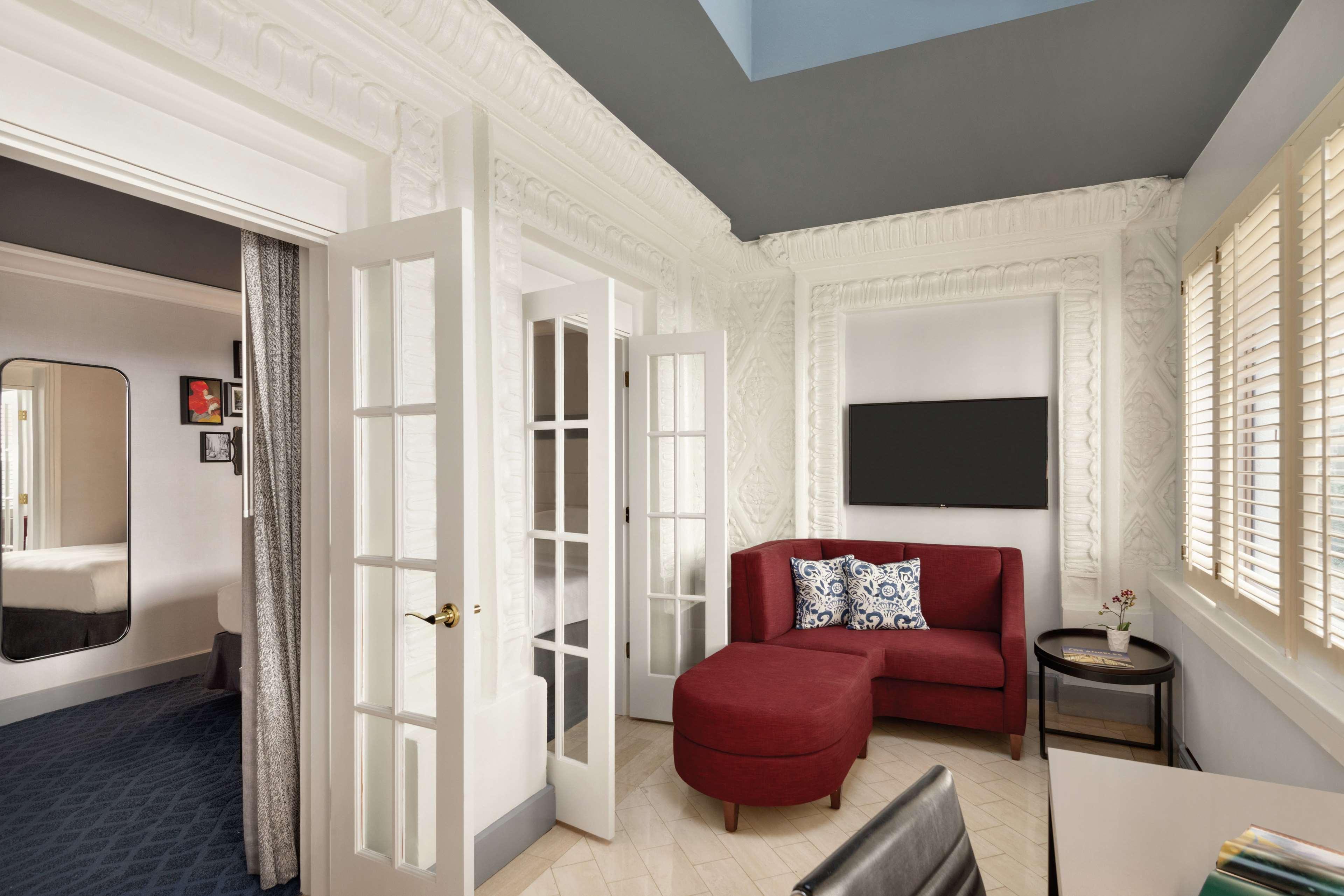 Junior Suite King Size Bed