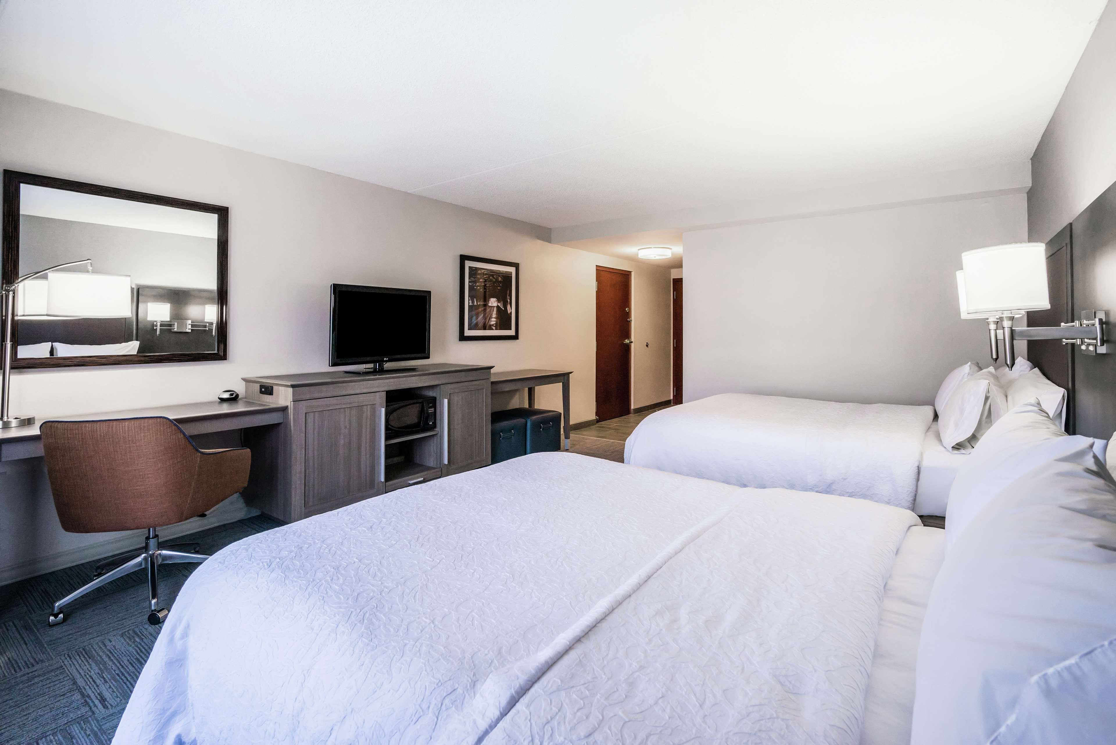 Double Queen Bed Non Smoking