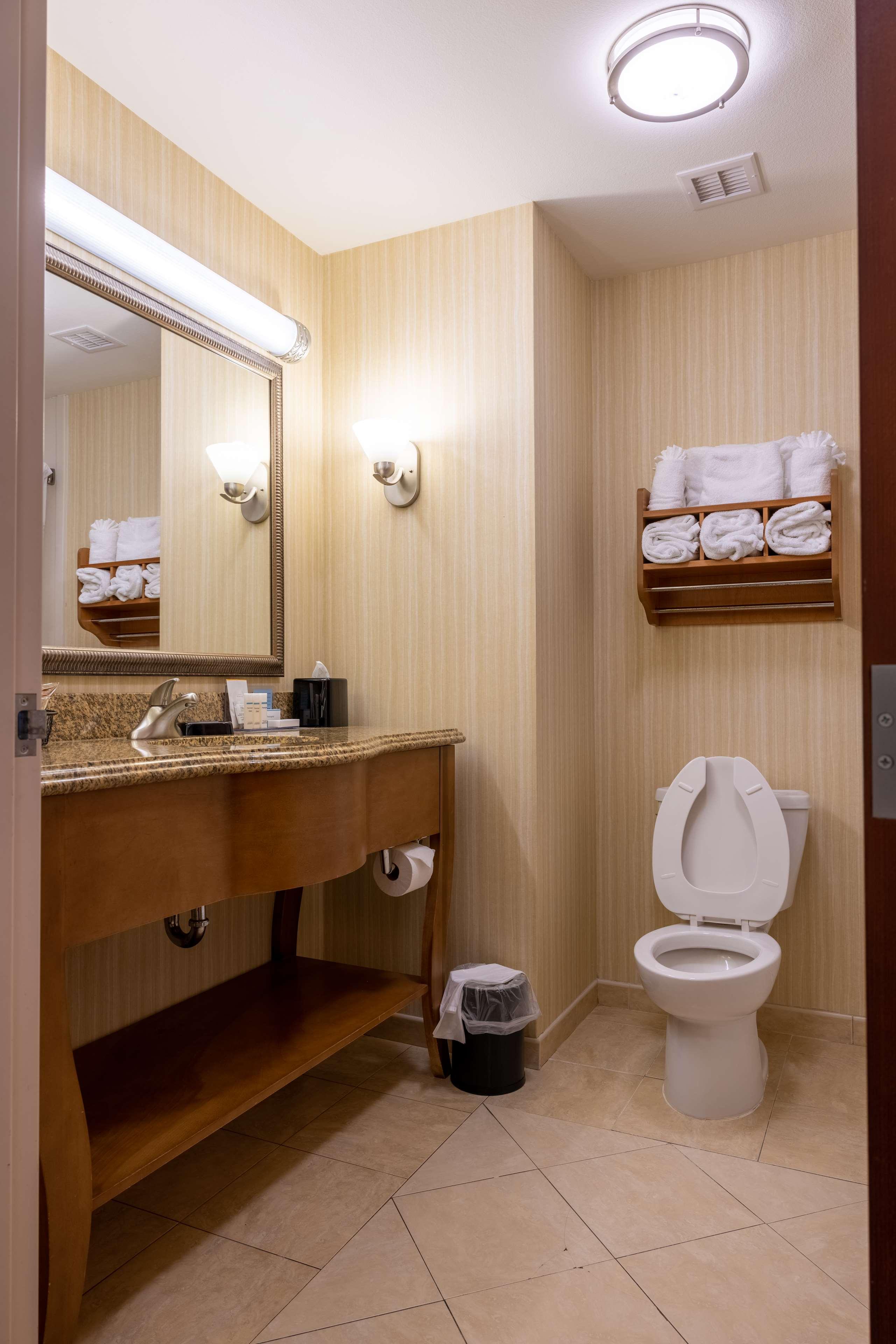 Double Two Queen Beds Non Smoking