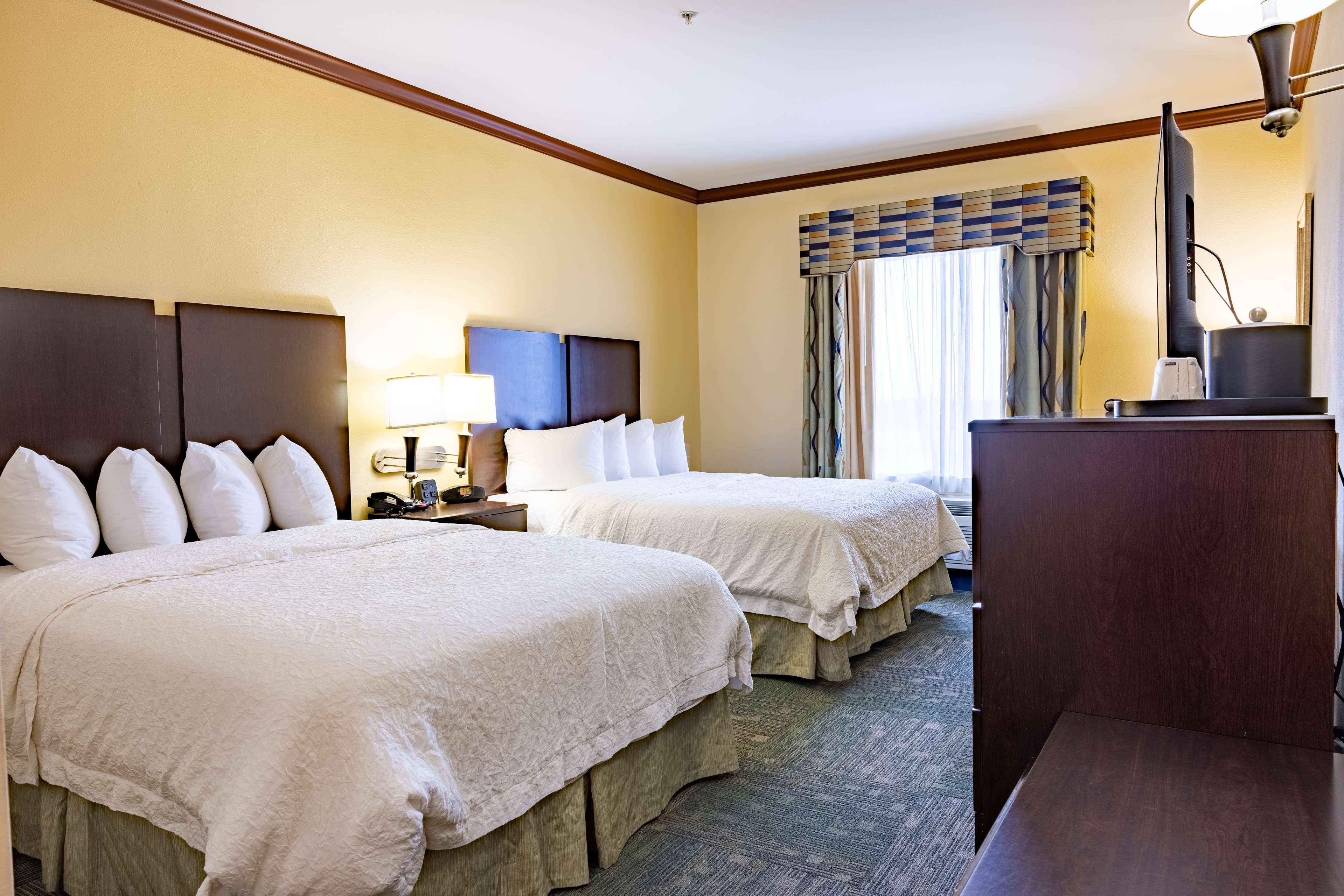 Double Two Queen Beds Non Smoking