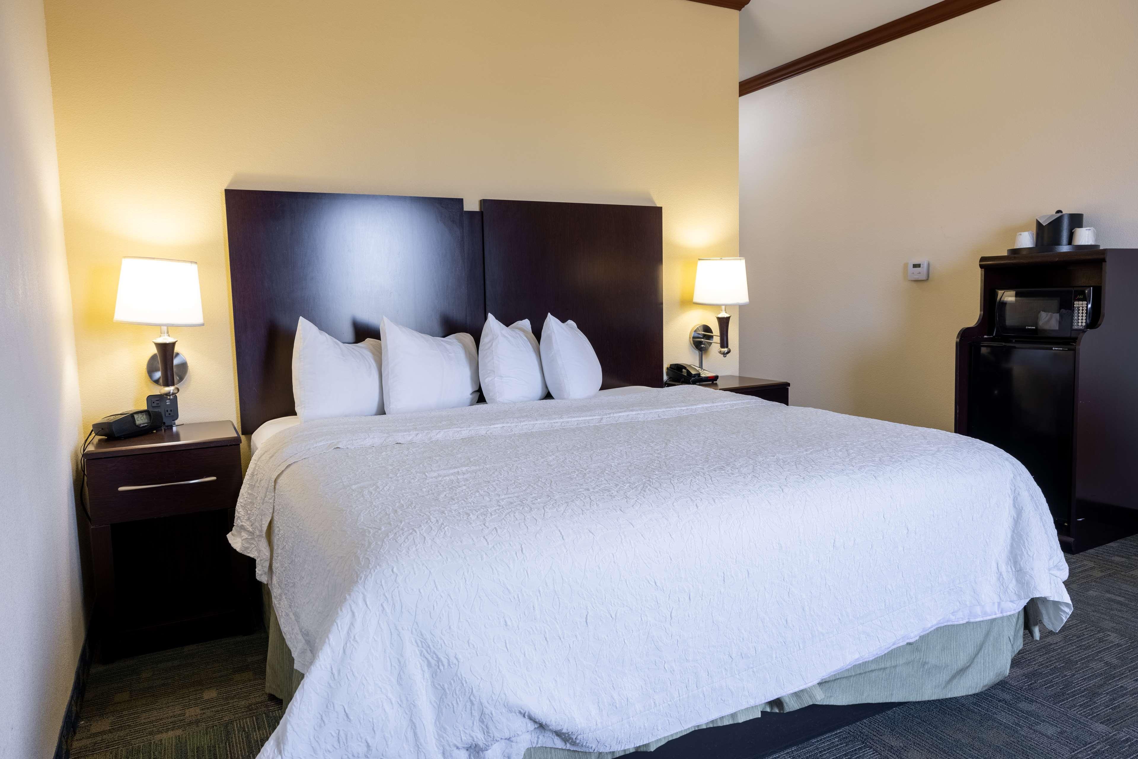 Double King Bed Non Smoking