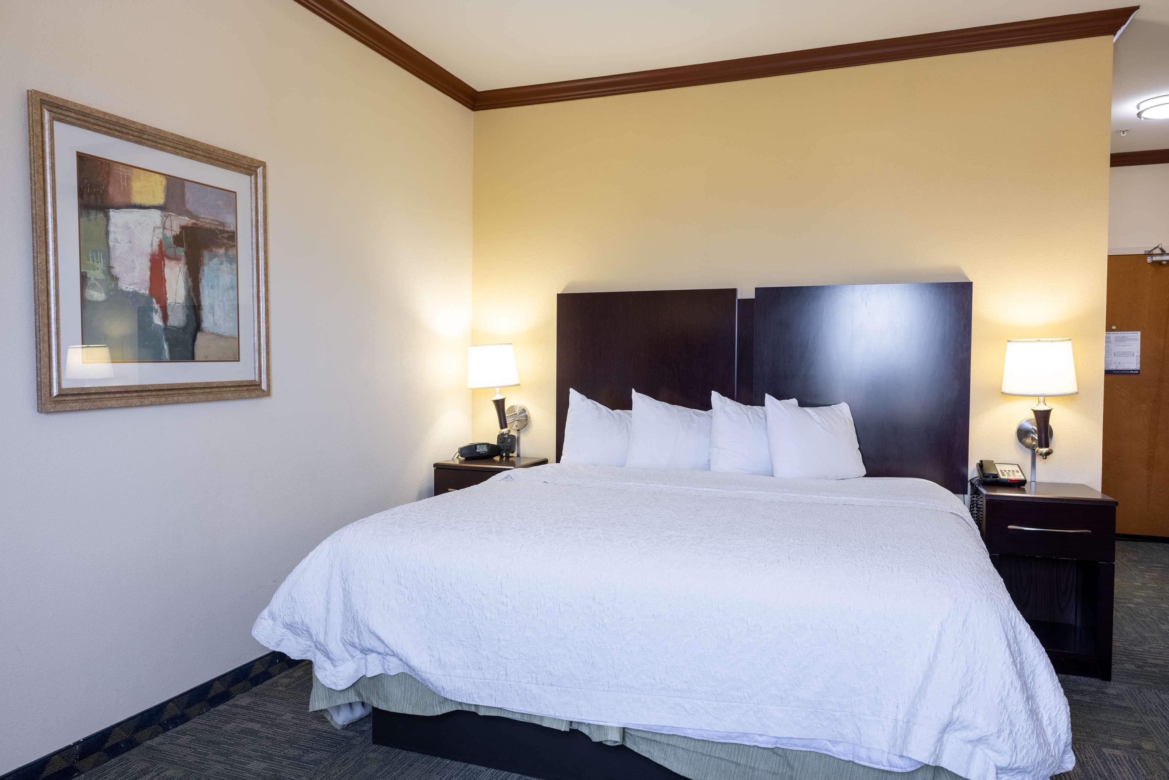 Double King Bed Non Smoking