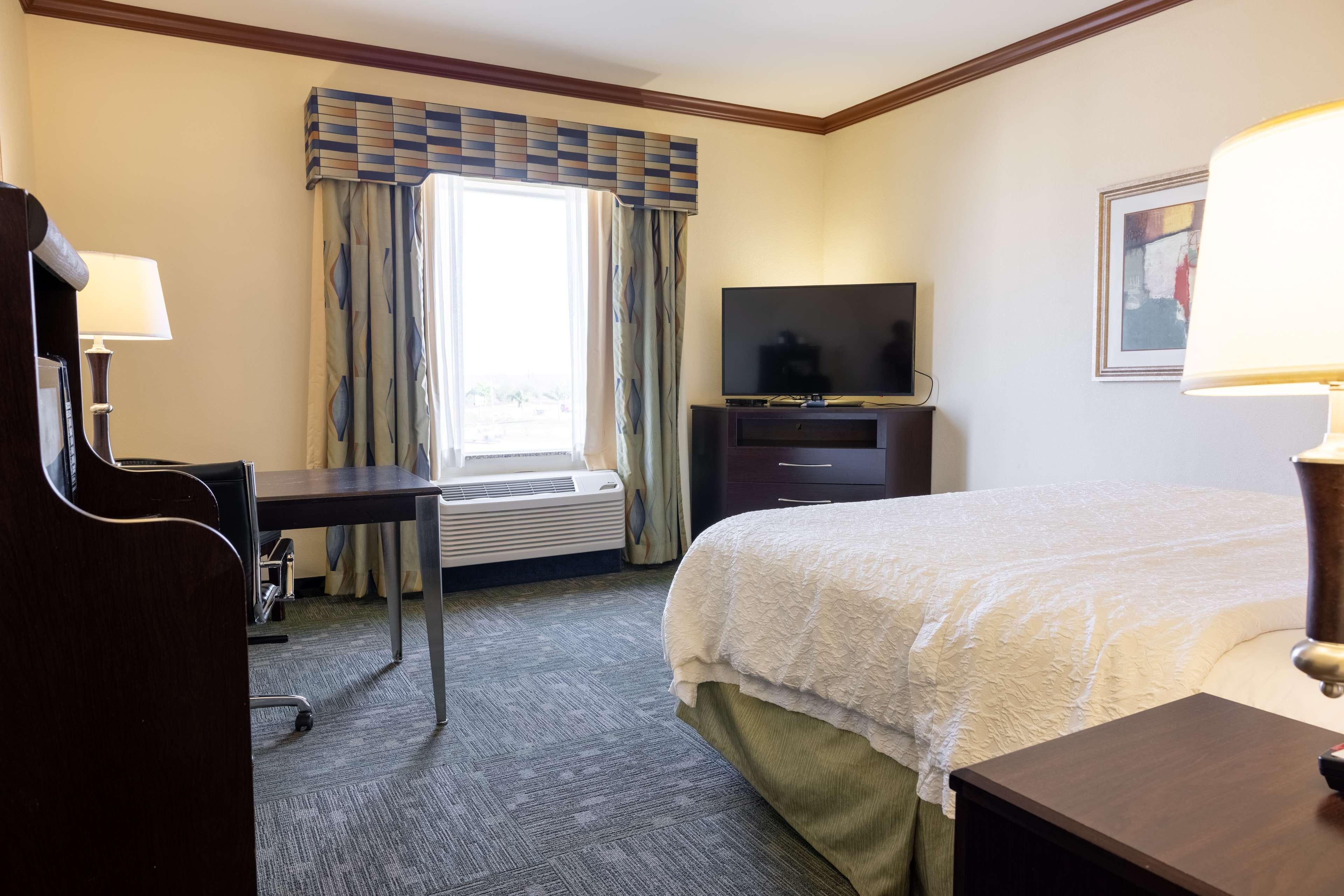 Double King Bed Non Smoking