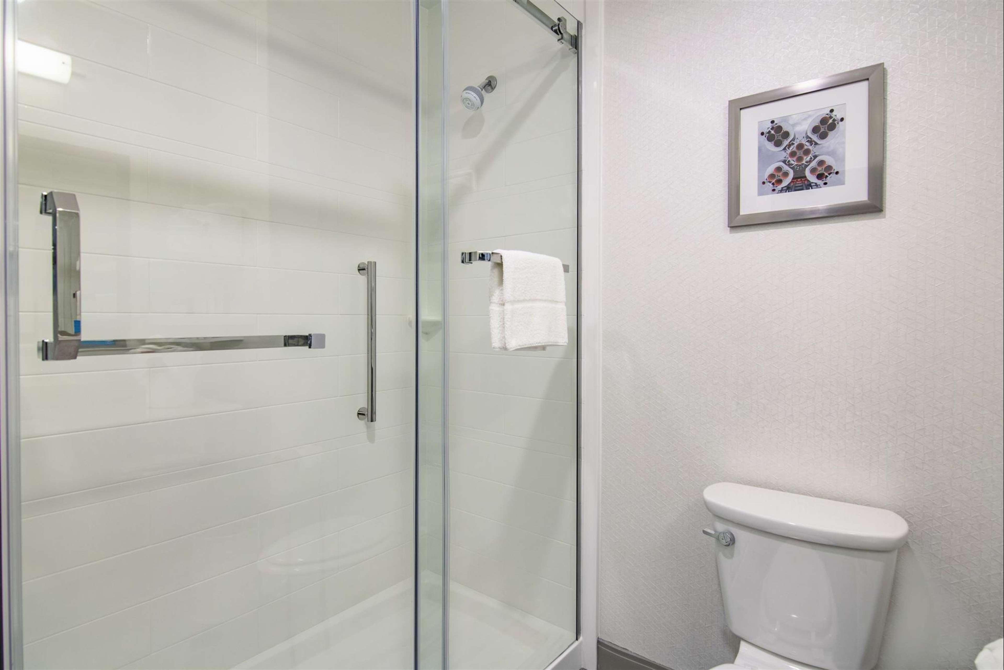 Double King Bed Non Smoking