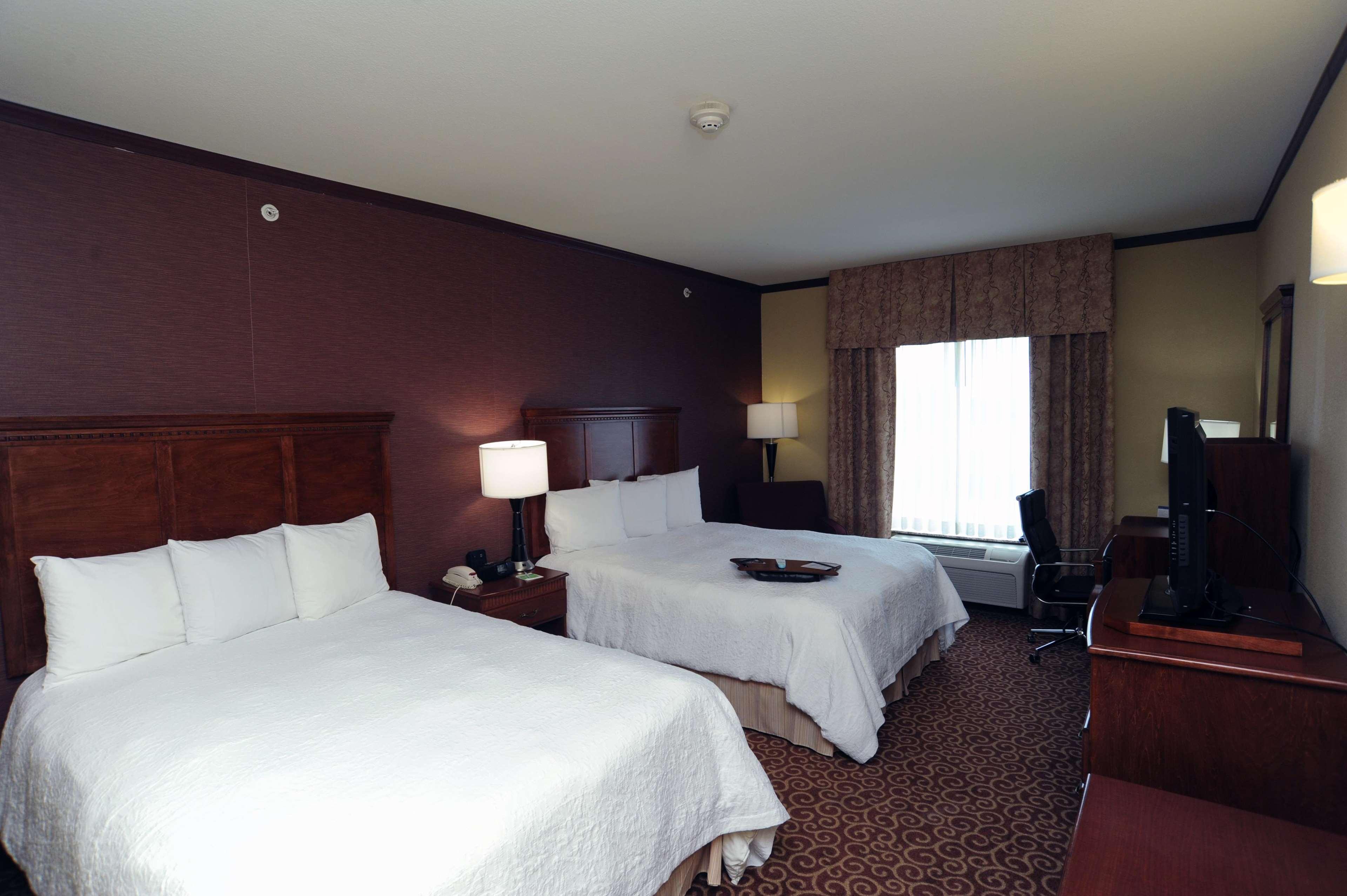 Double Two Queen Beds Non Smoking