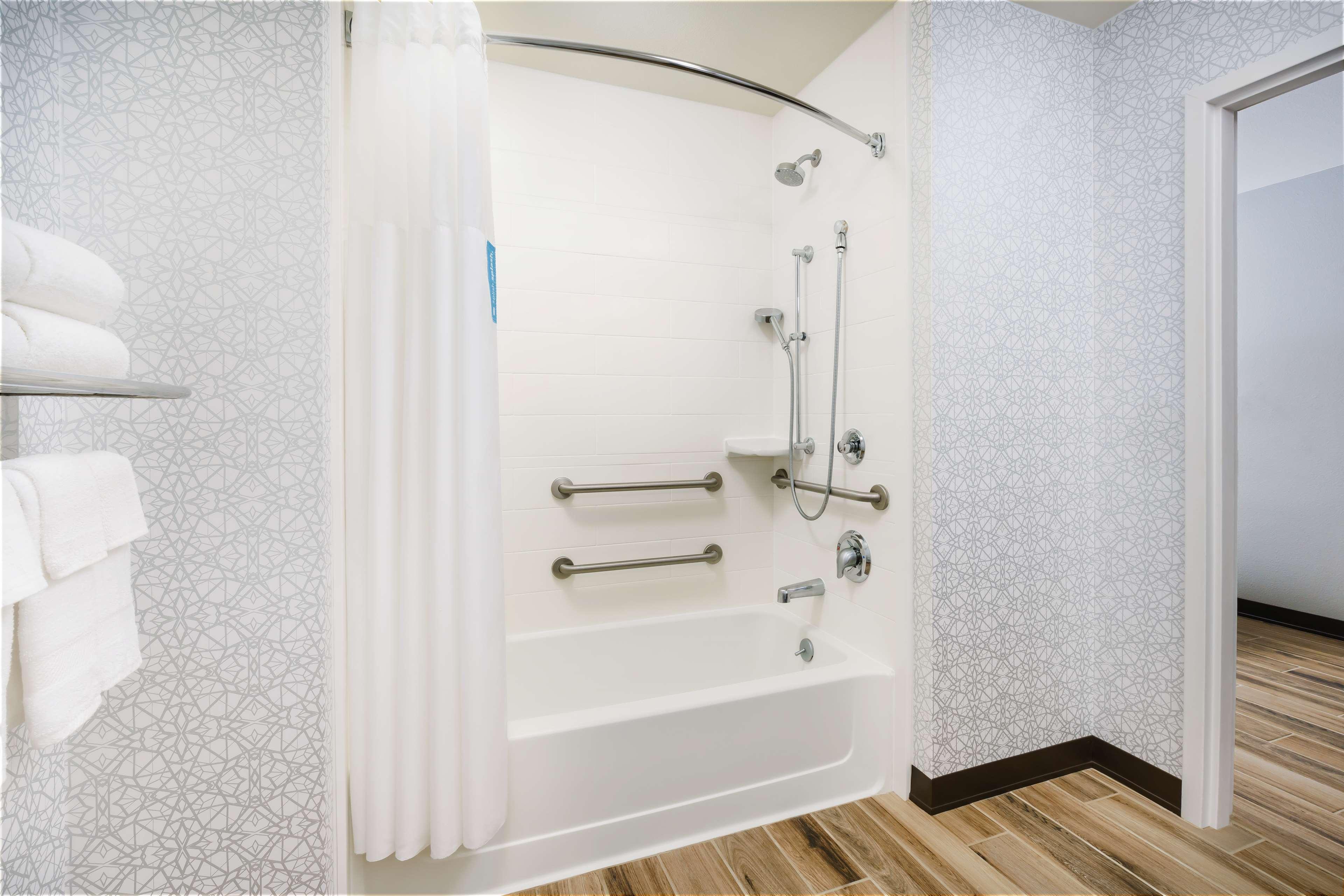 Double Accessible King Size Bed