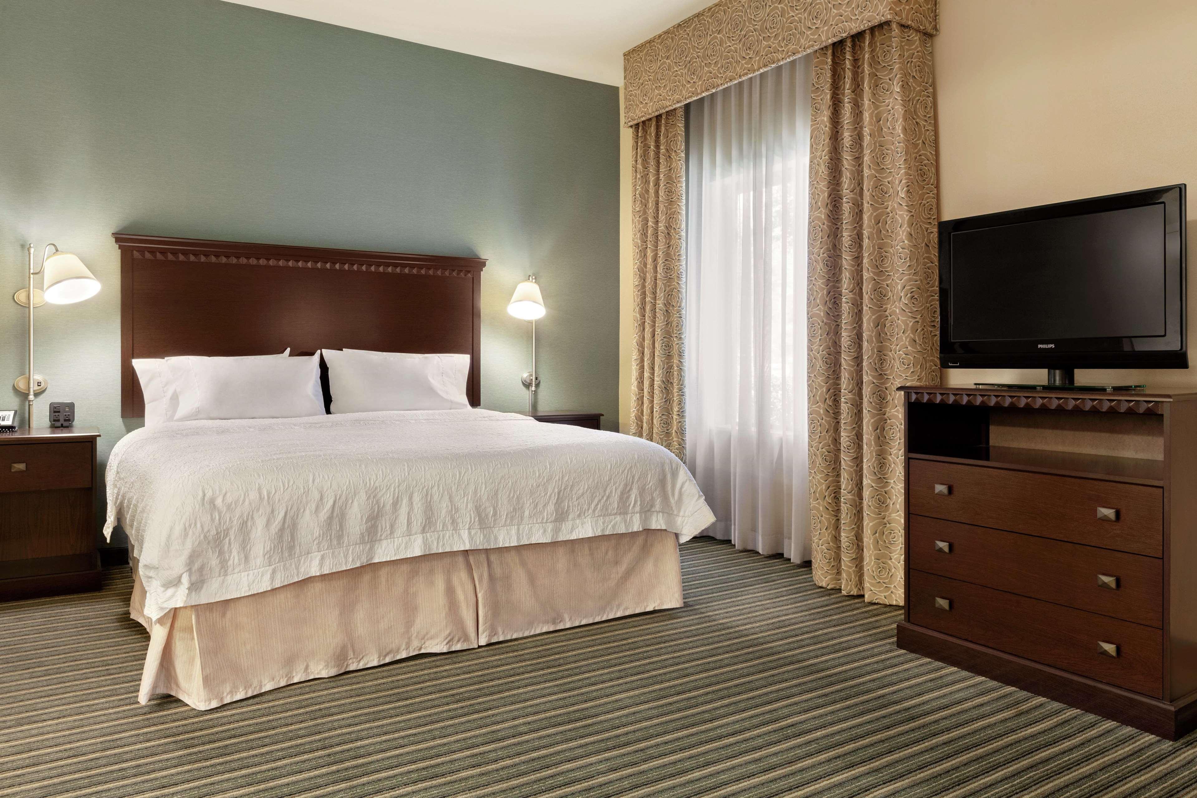 Double King Bed Non Smoking