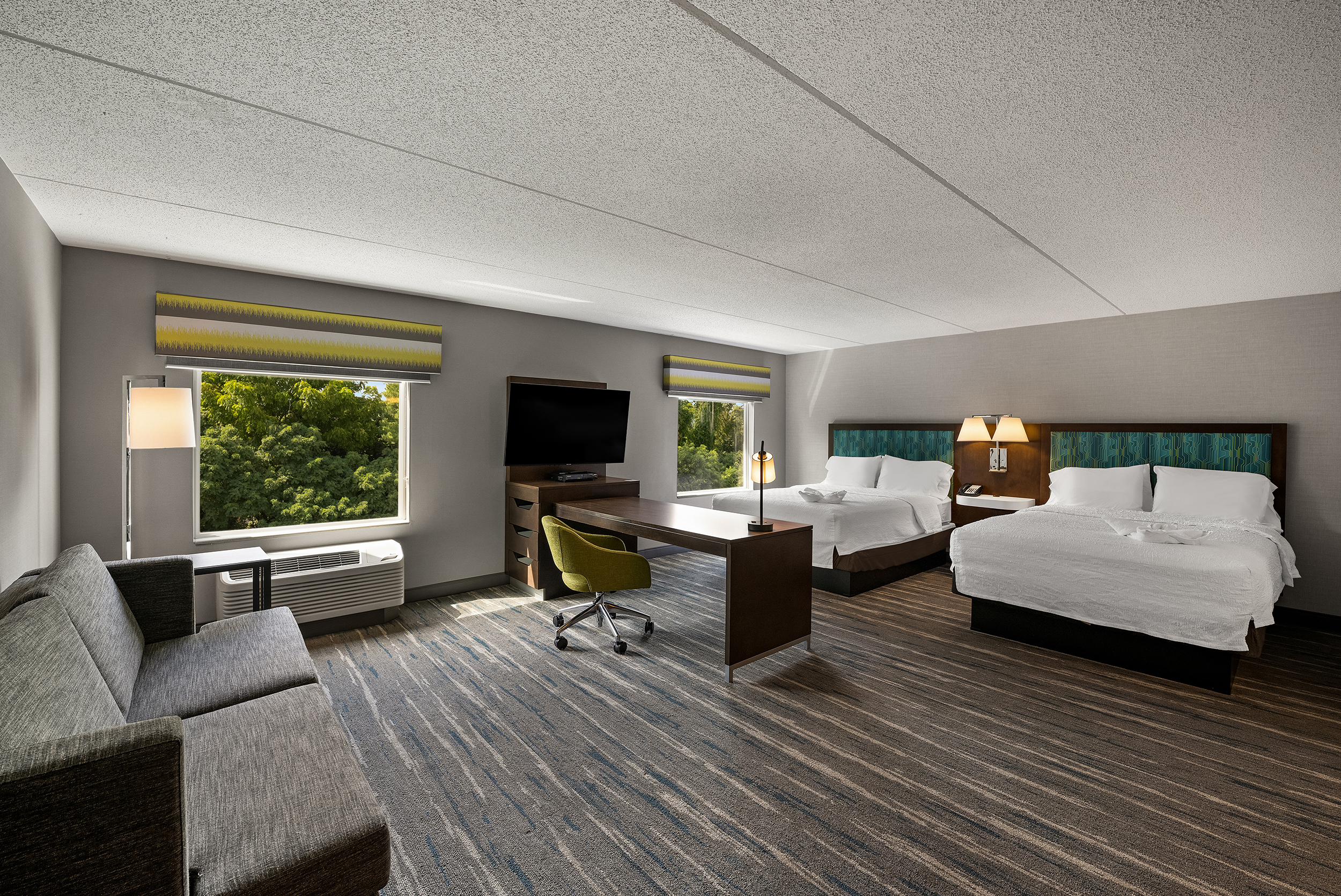 Suite Two Queen Beds