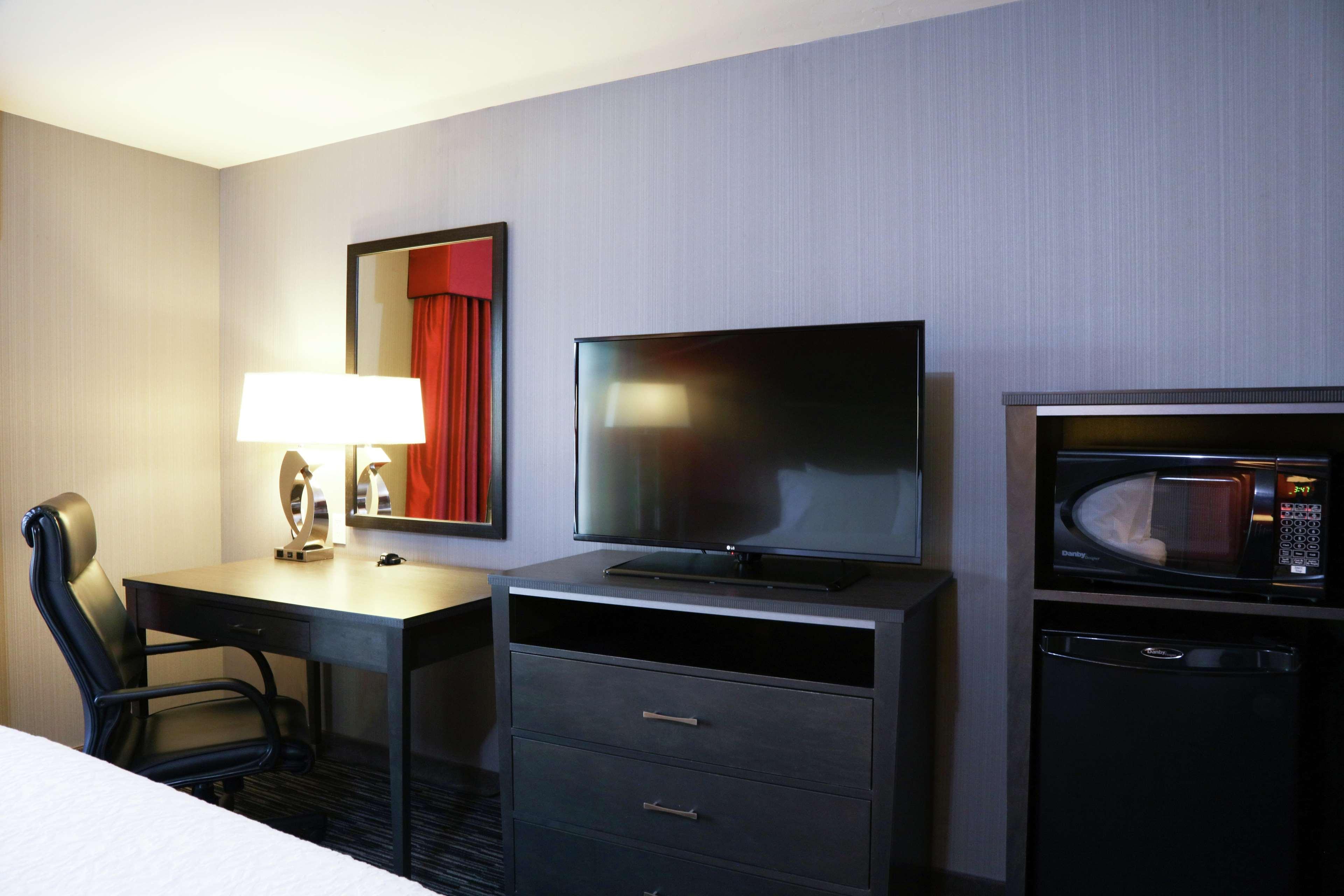 Double Queen Bed Non Smoking