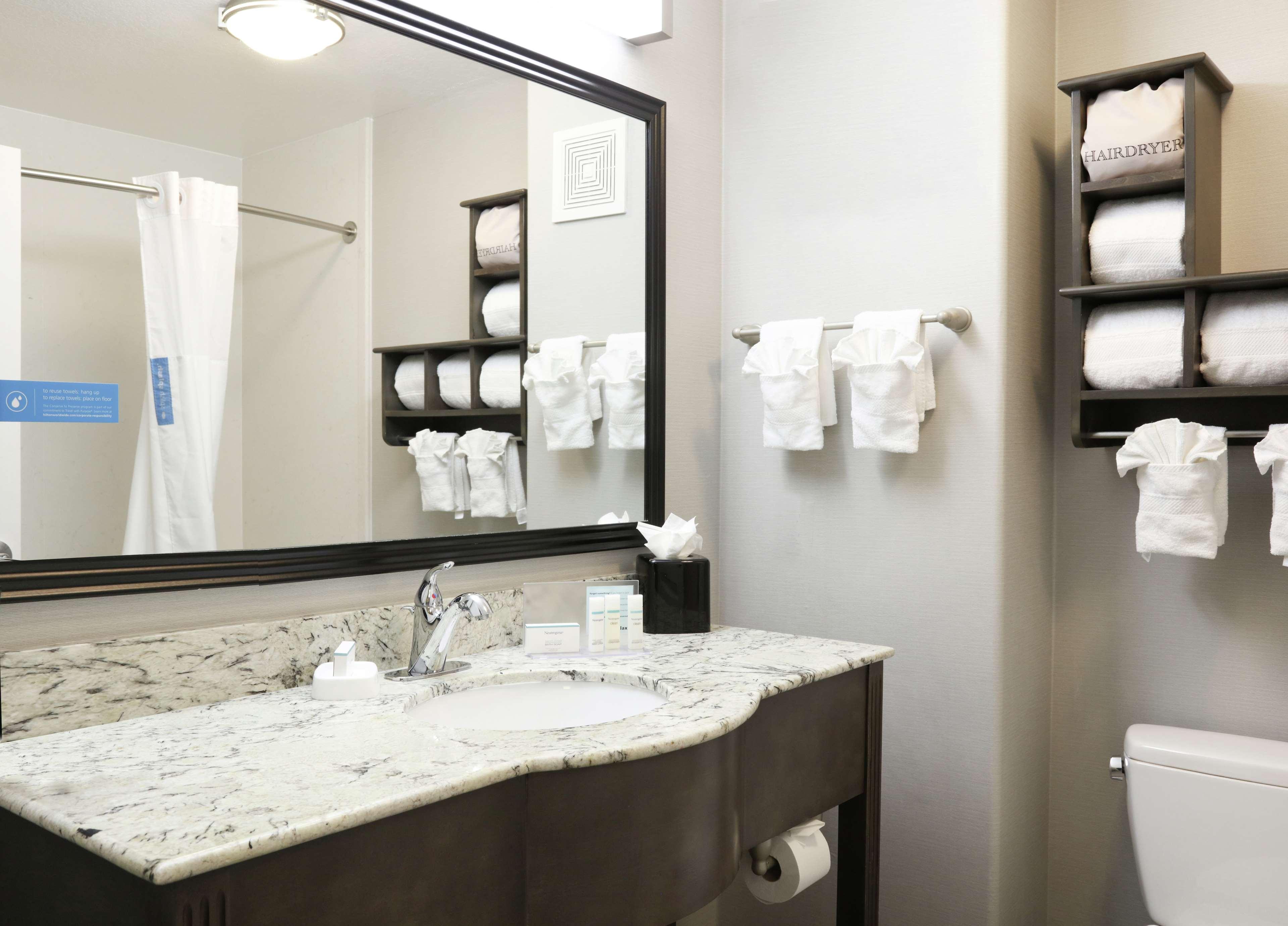 Double Queen Bed Non Smoking