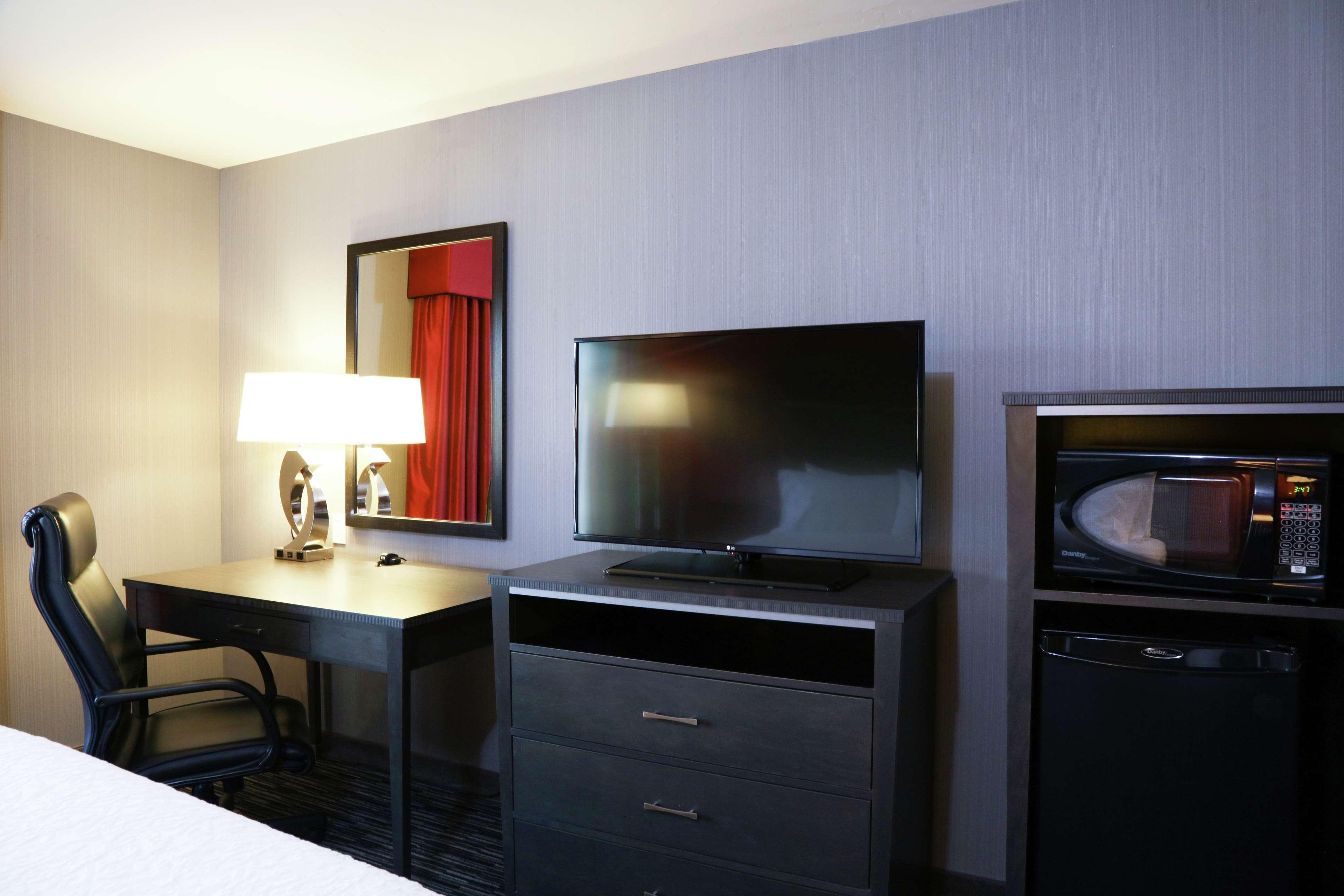 Double Queen Bed Non Smoking