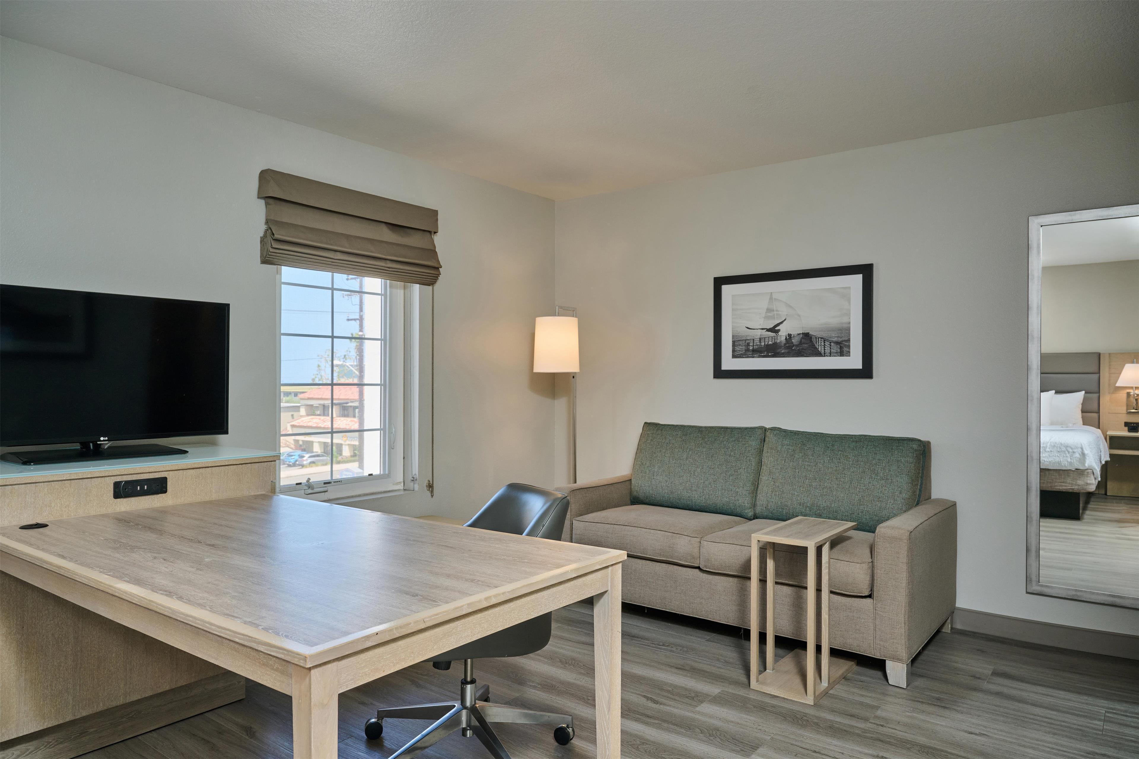 Studio King Bed Non Smoking