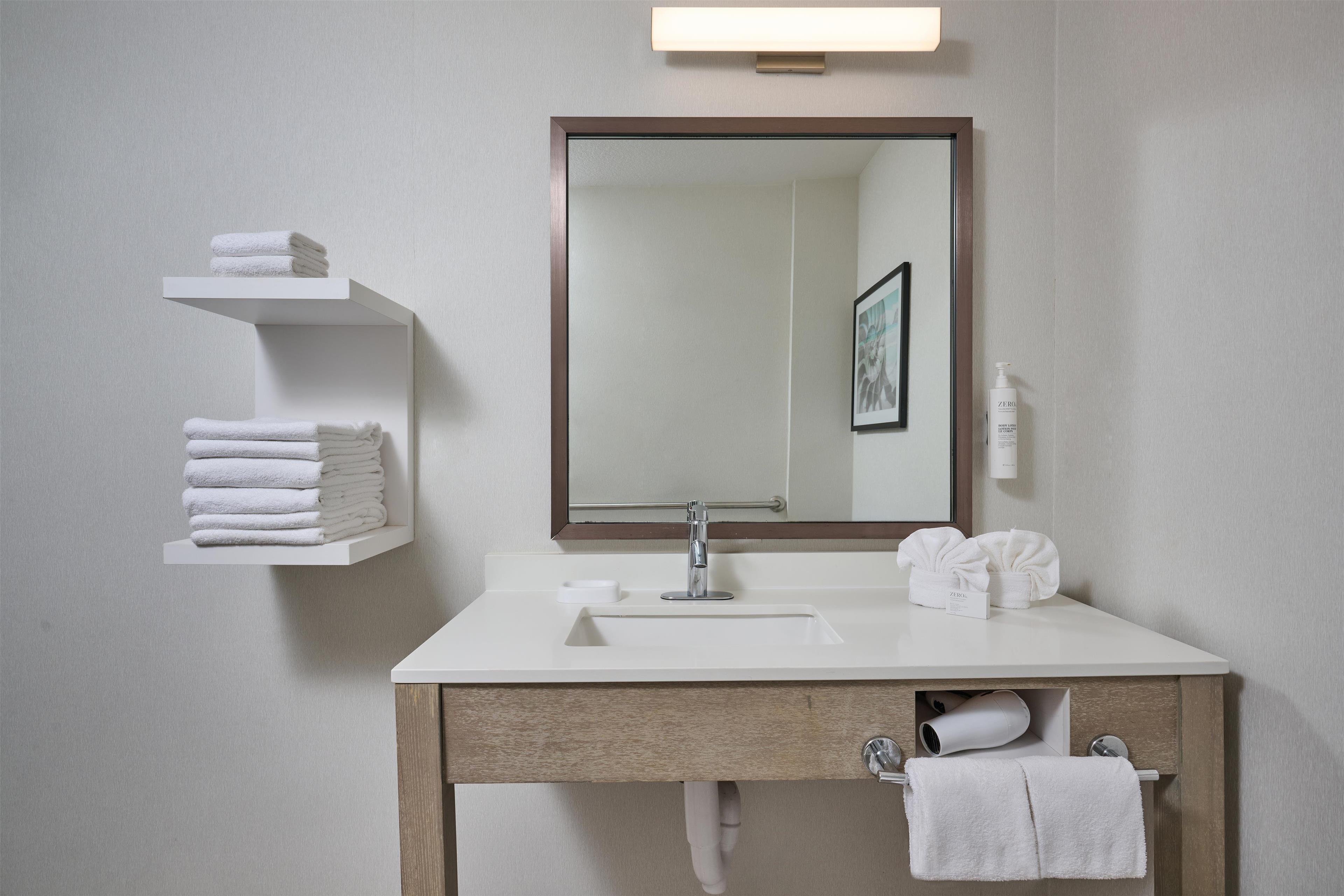 Double King Bed Non Smoking