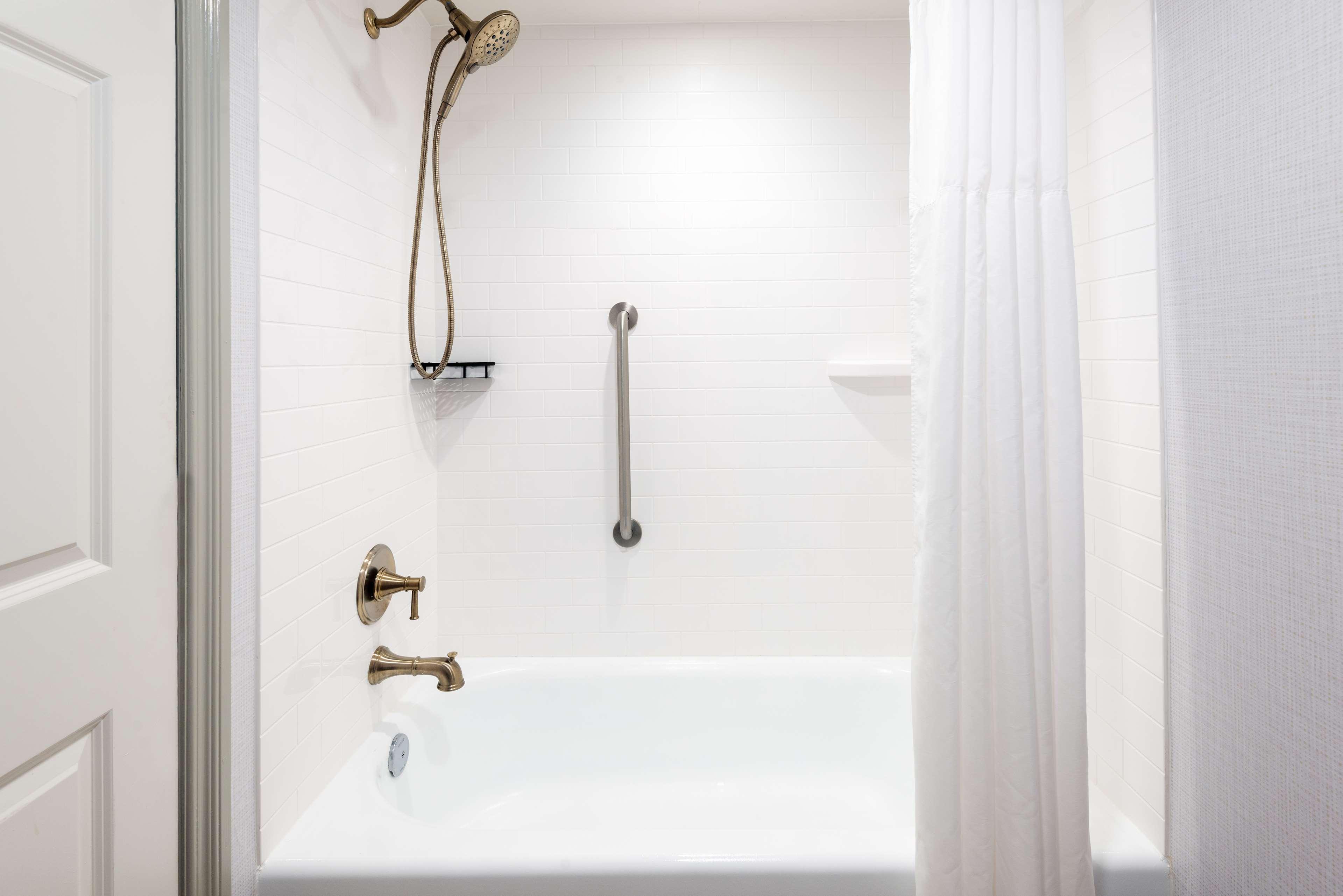 Suite King Bed One Bedroom 