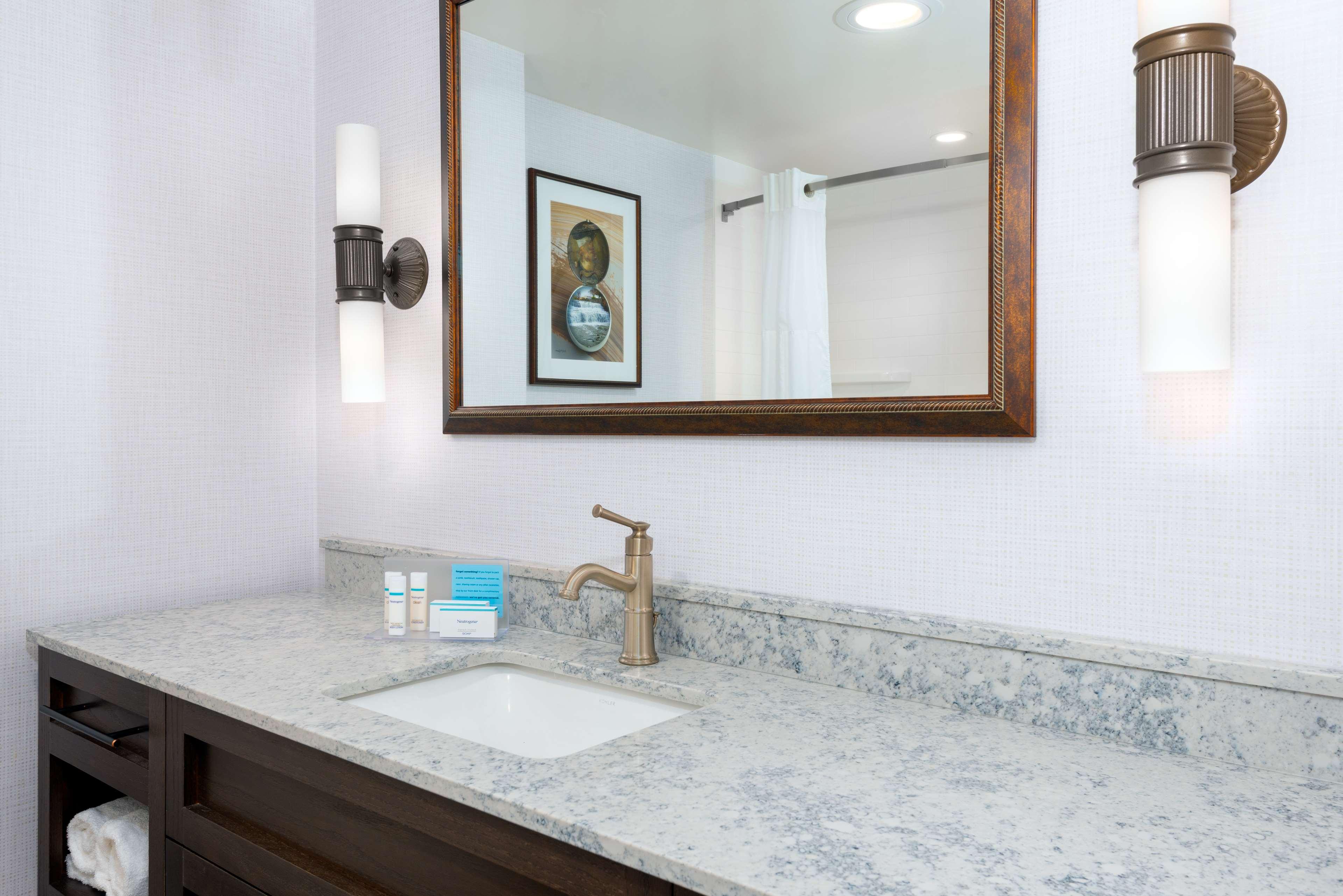 Double Two Queen Beds Non Smoking