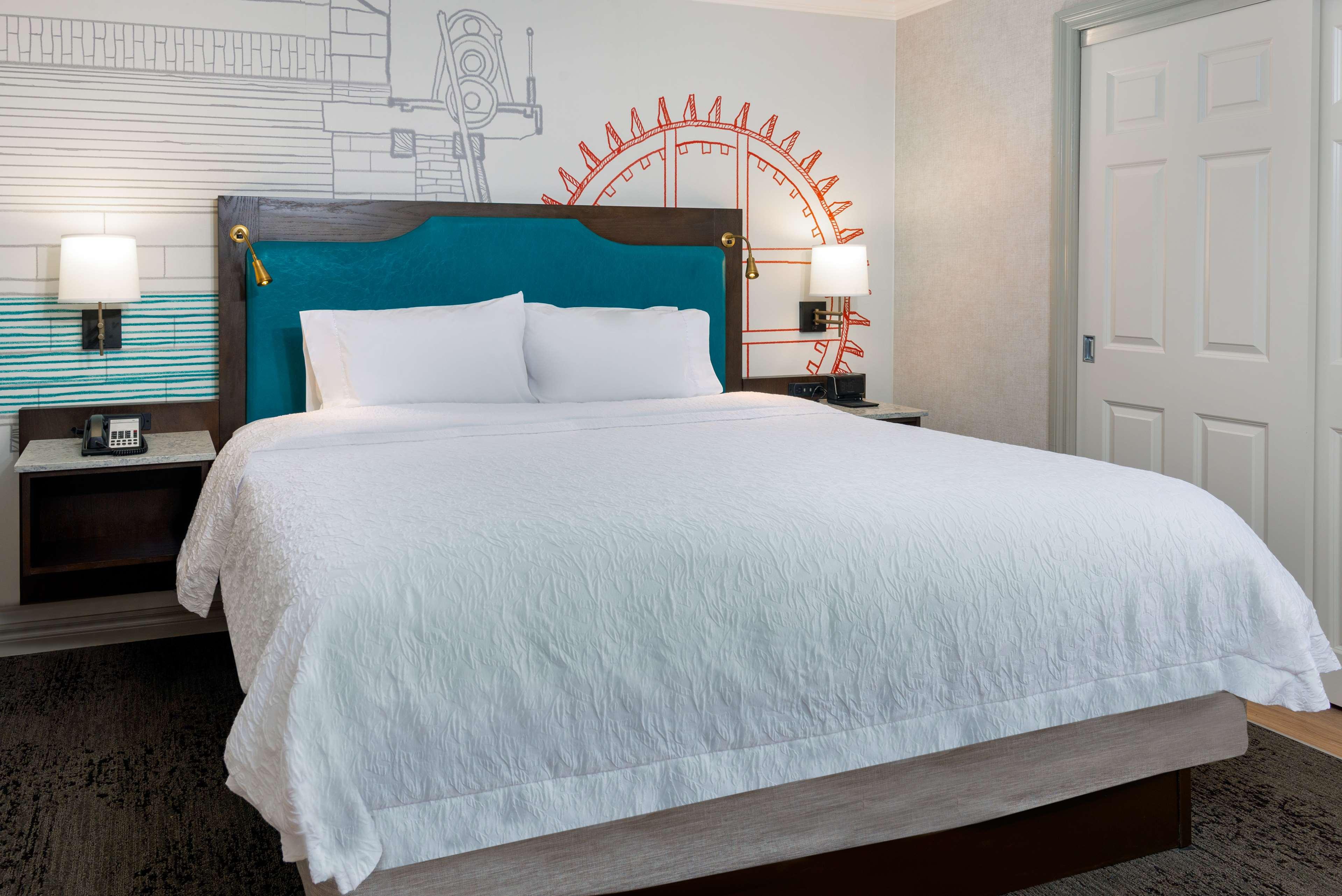 Studio King Size Bed