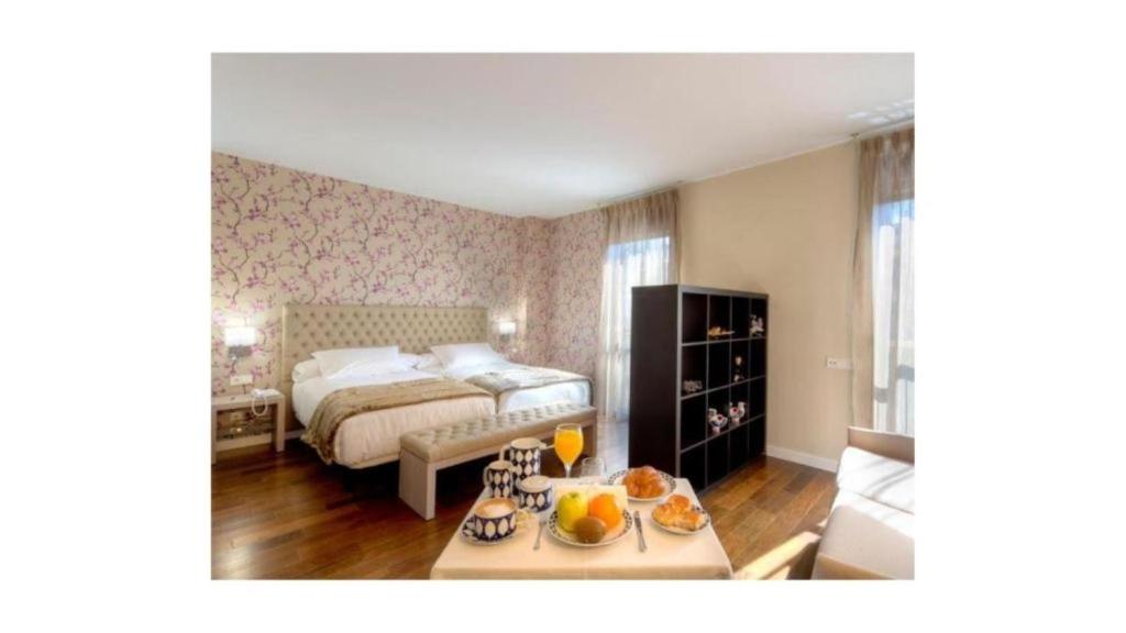 Double or Twin Deluxe