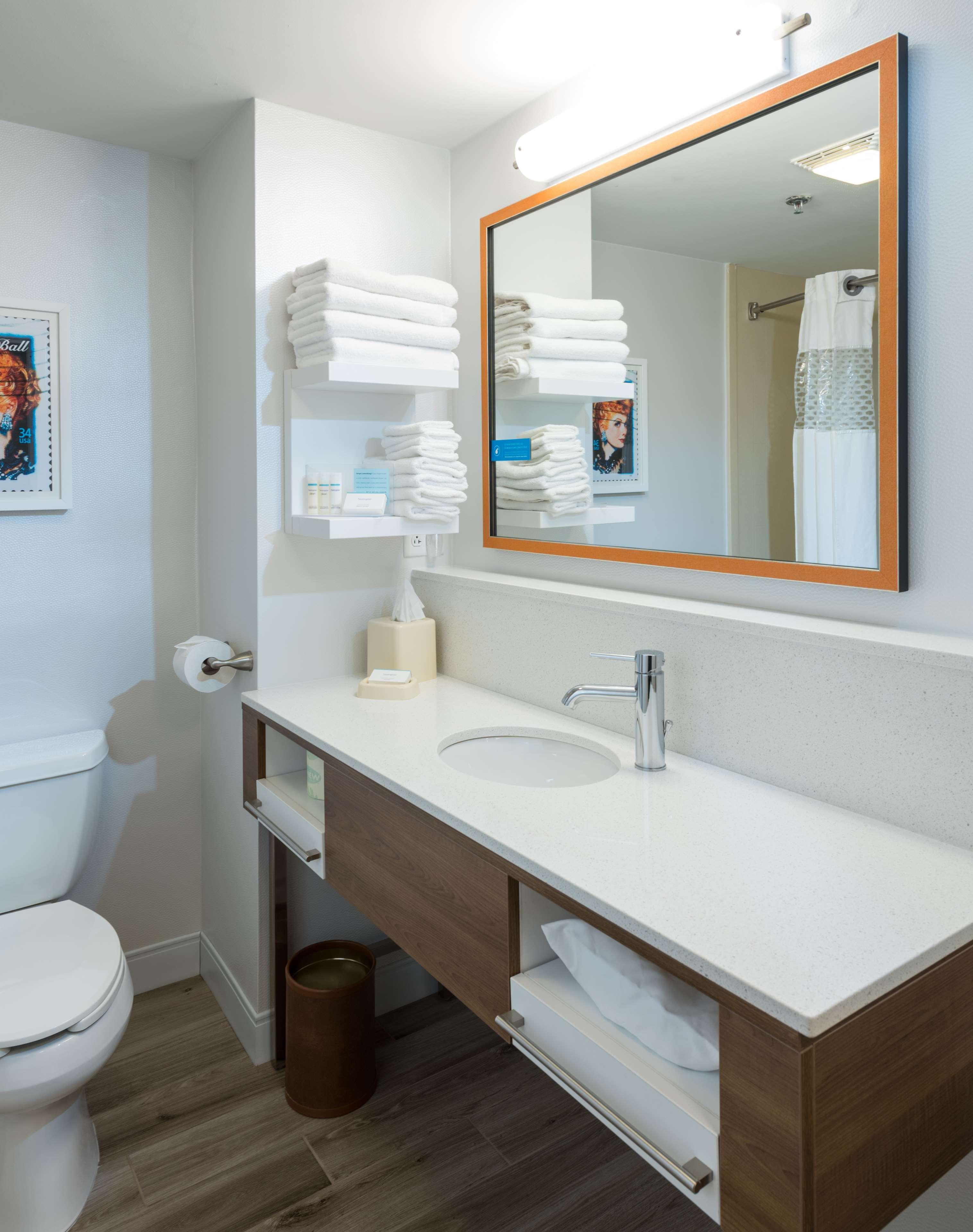 Double Two Queen Beds Non Smoking