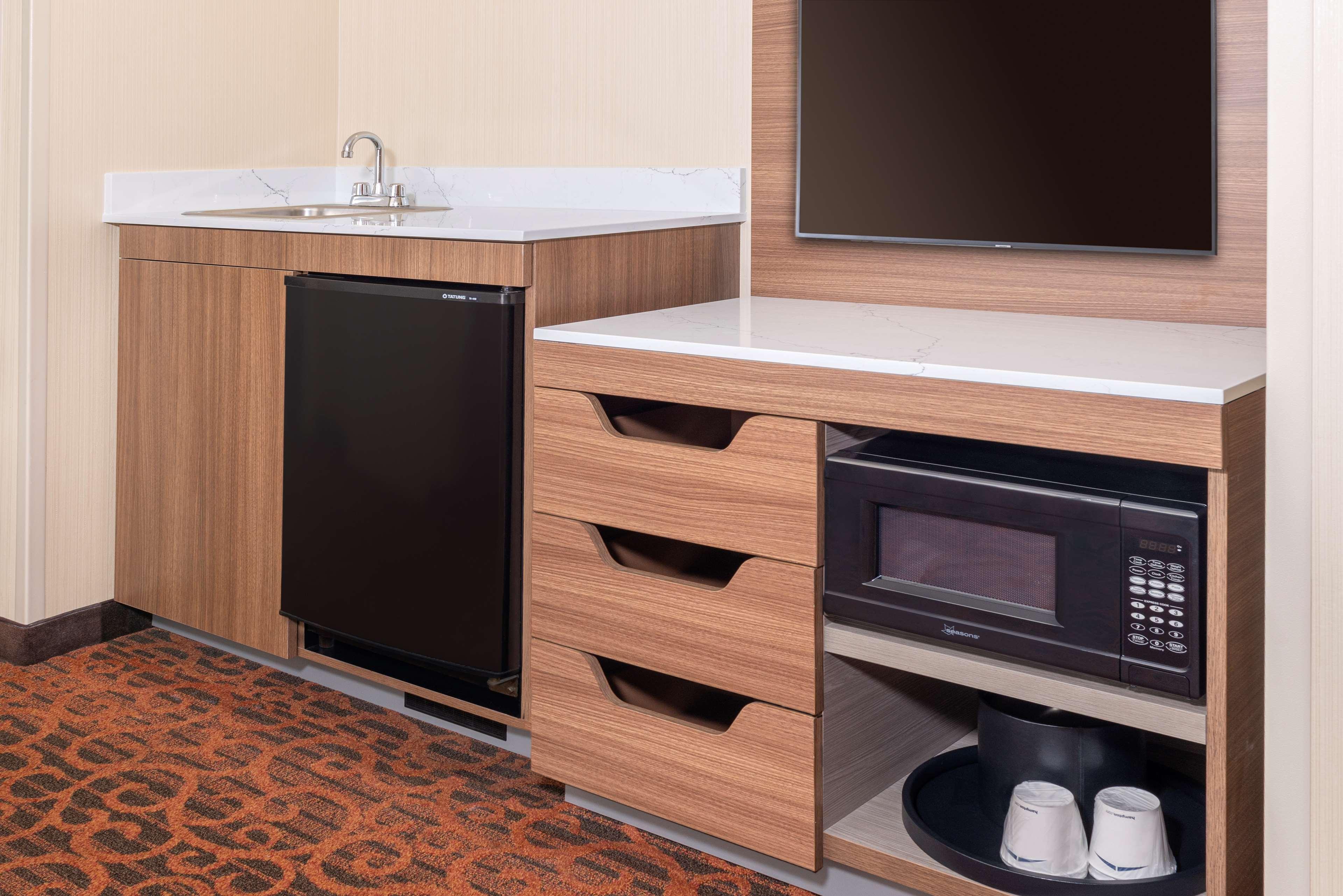 Suite King Bed One Bedroom 