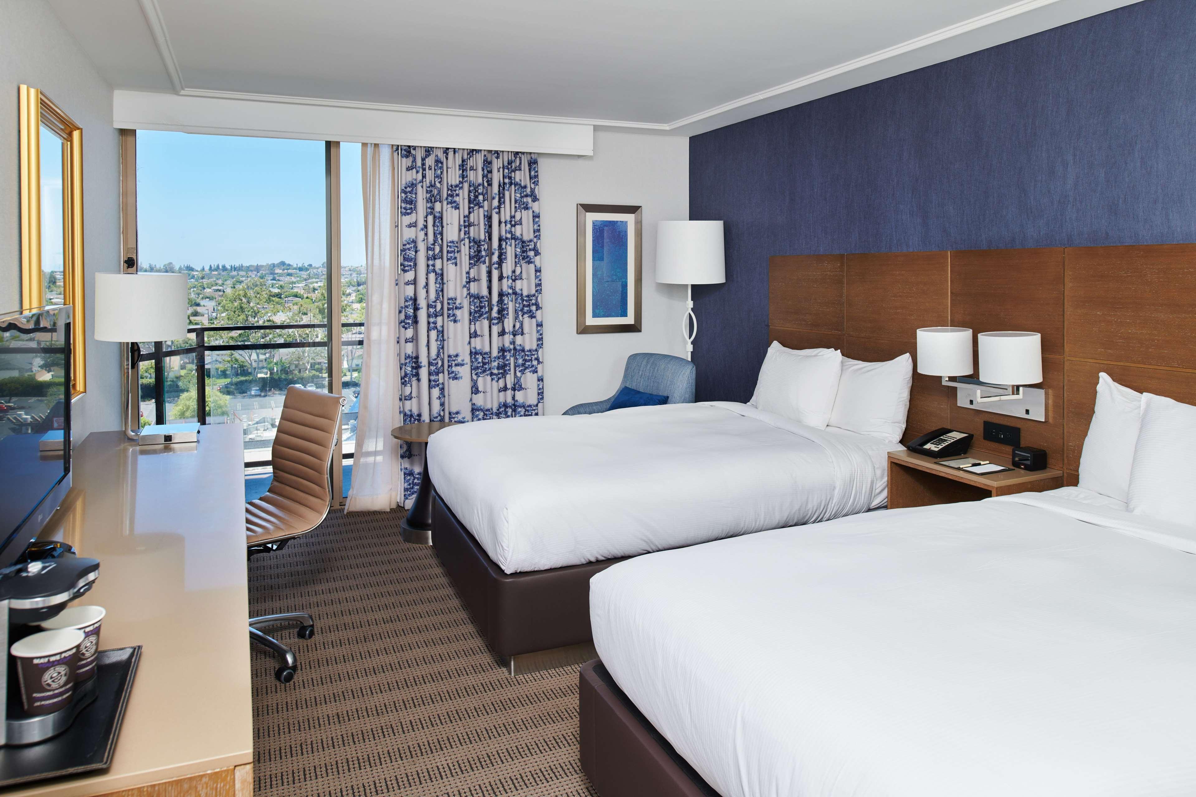 Double Two Double Beds Non Smoking