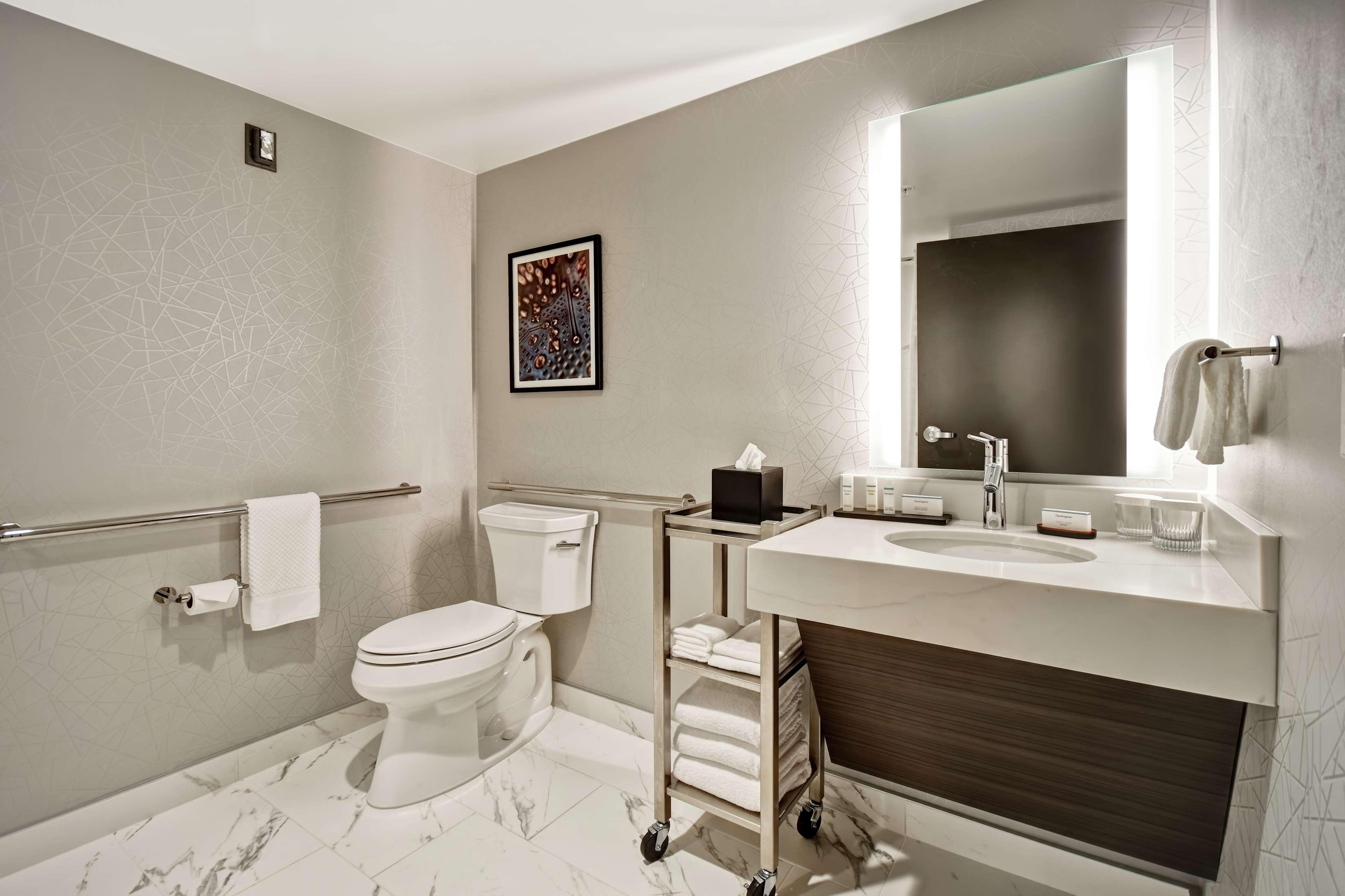 Studio King Size Bed