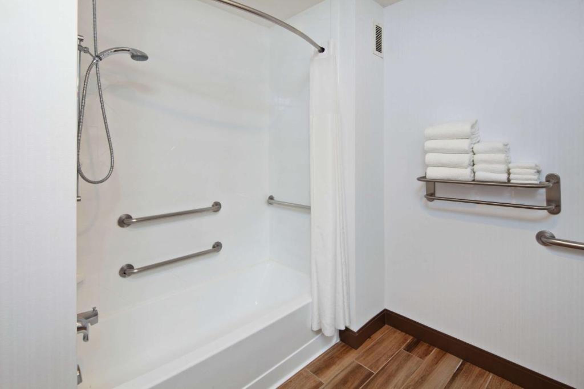 Double Accessible-two Queen Beds