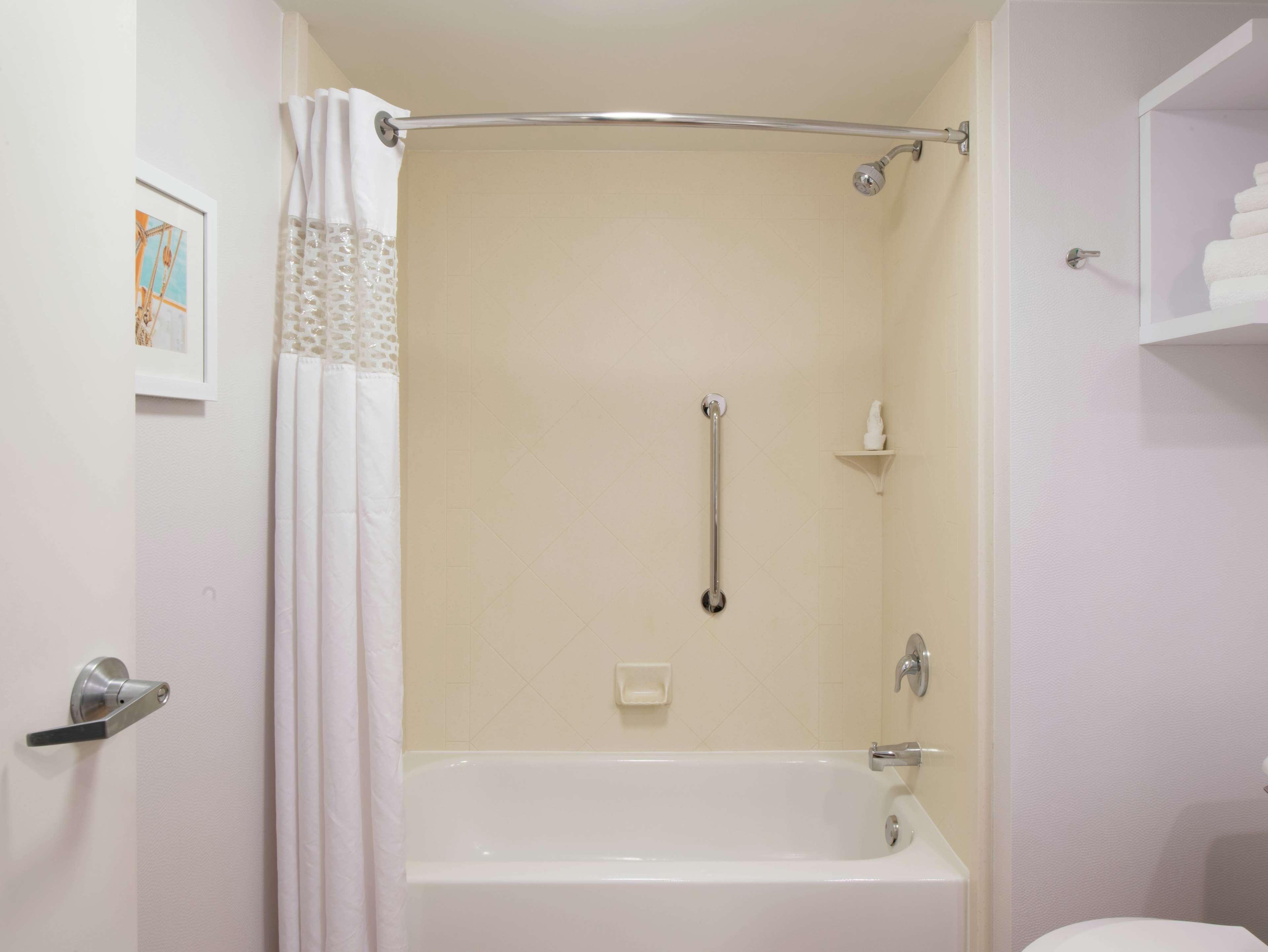 Double Two Queen Beds Non Smoking