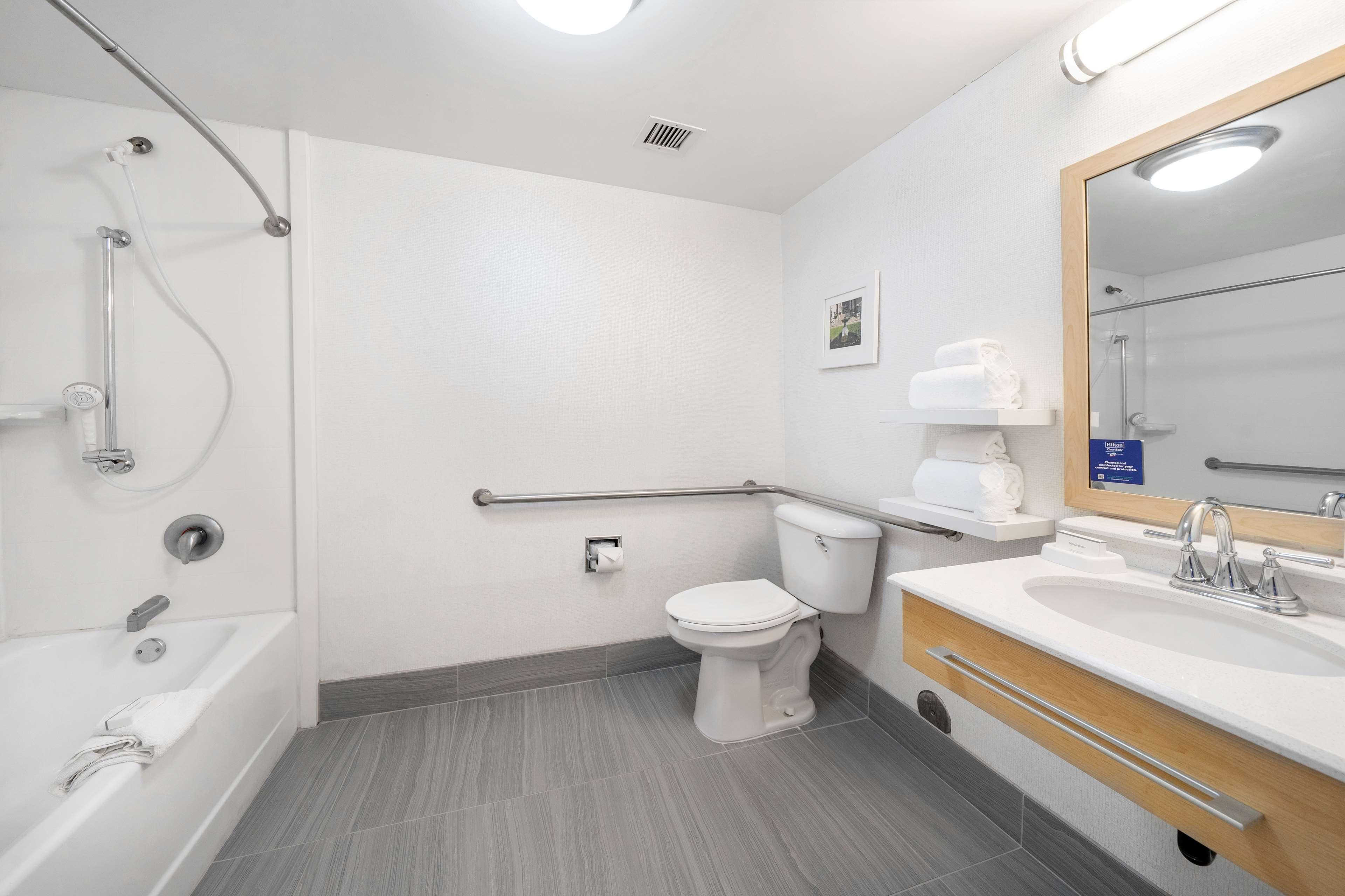 Studio Queen Size Bed