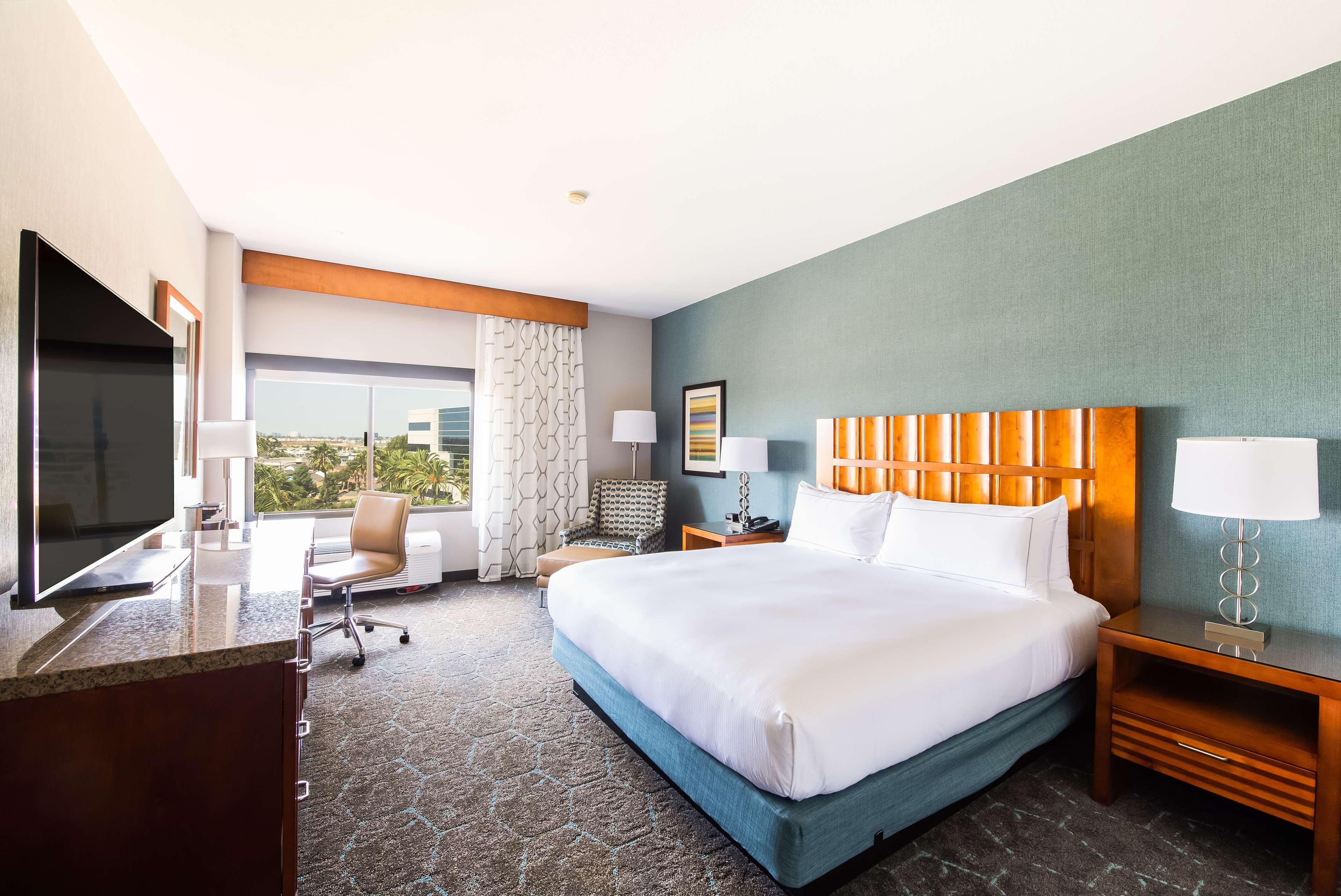 Double King Bed Non Smoking