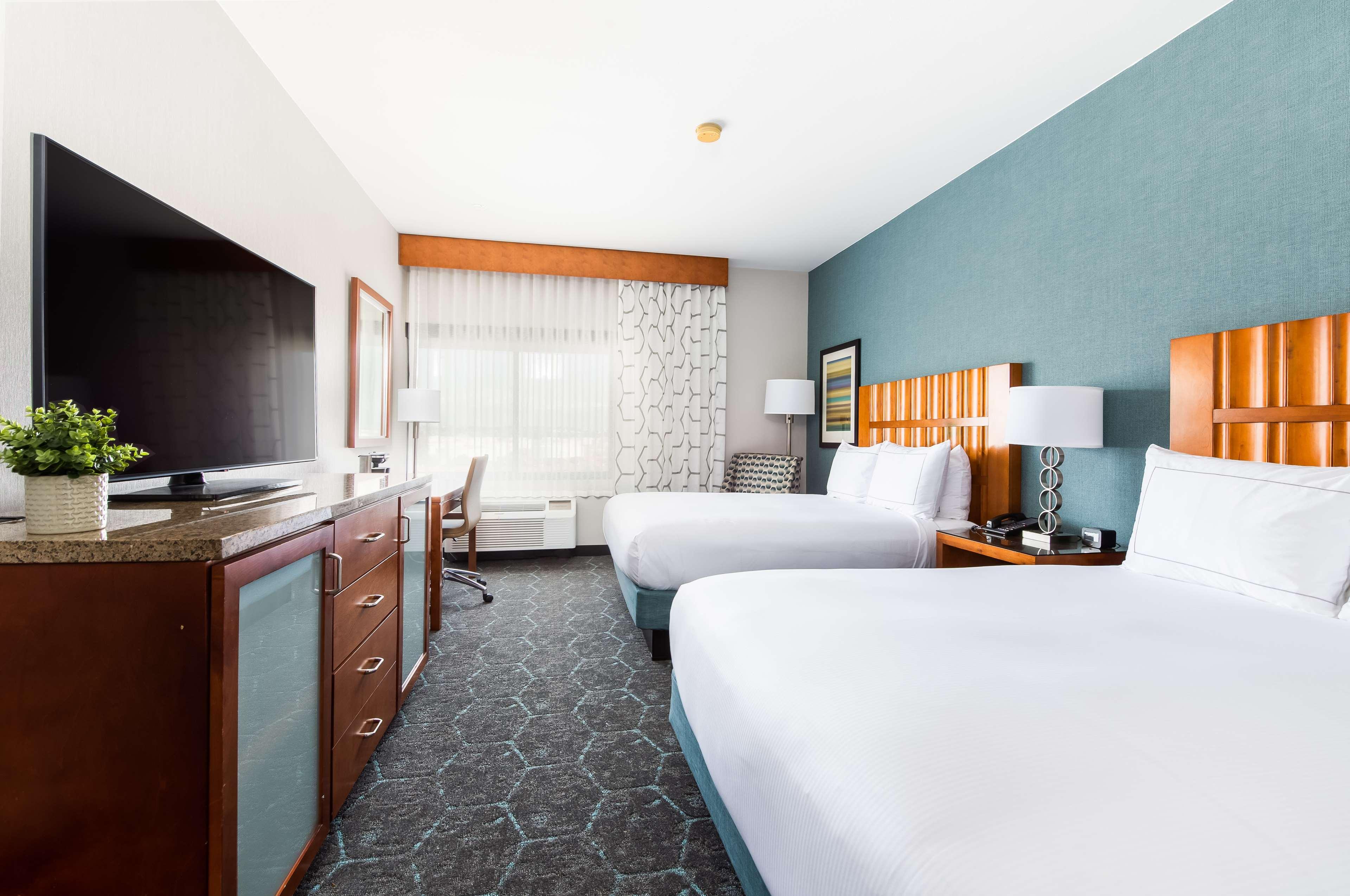 Double Two Queen Beds