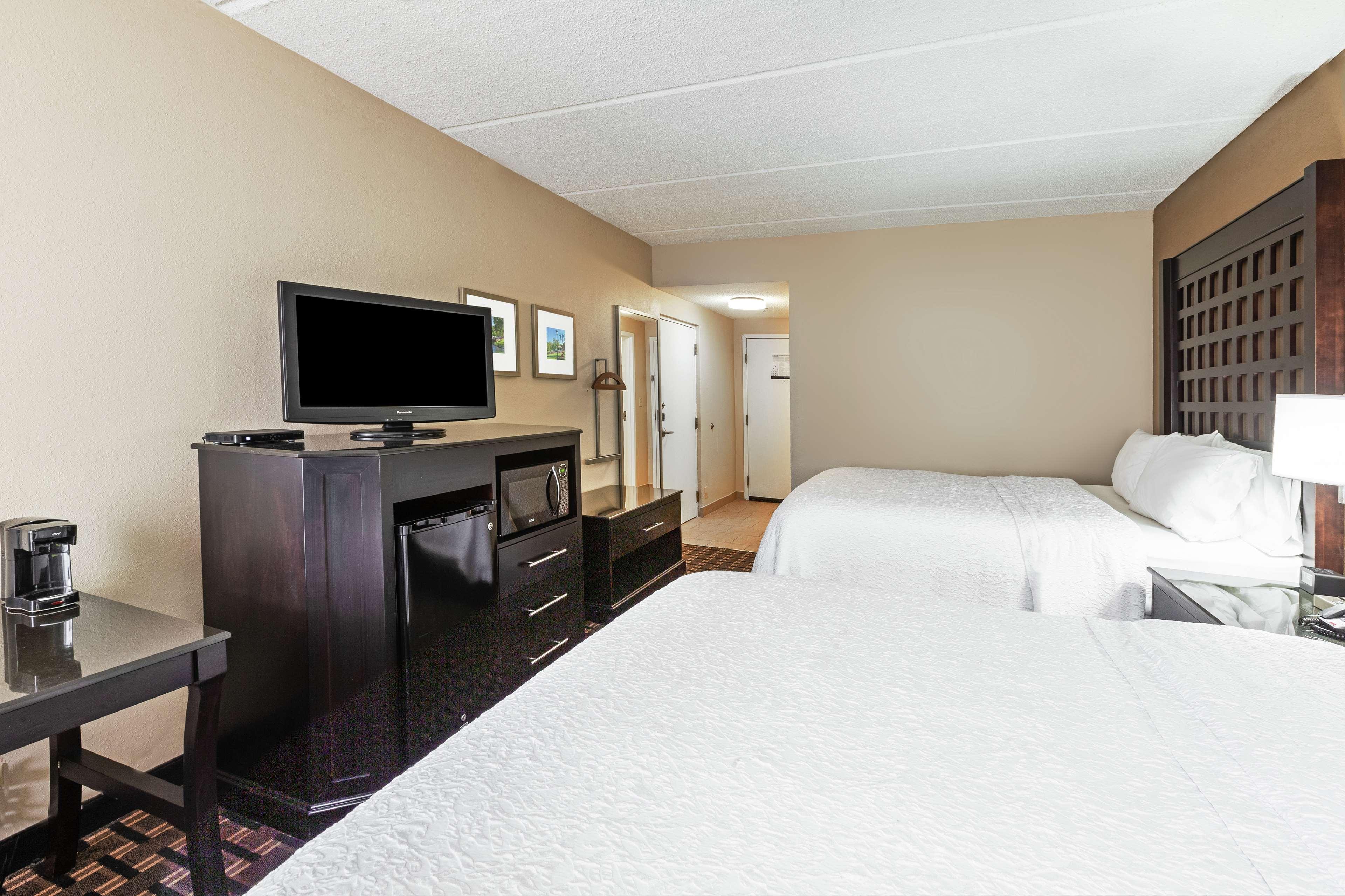 Double Two Queen Beds Non Smoking