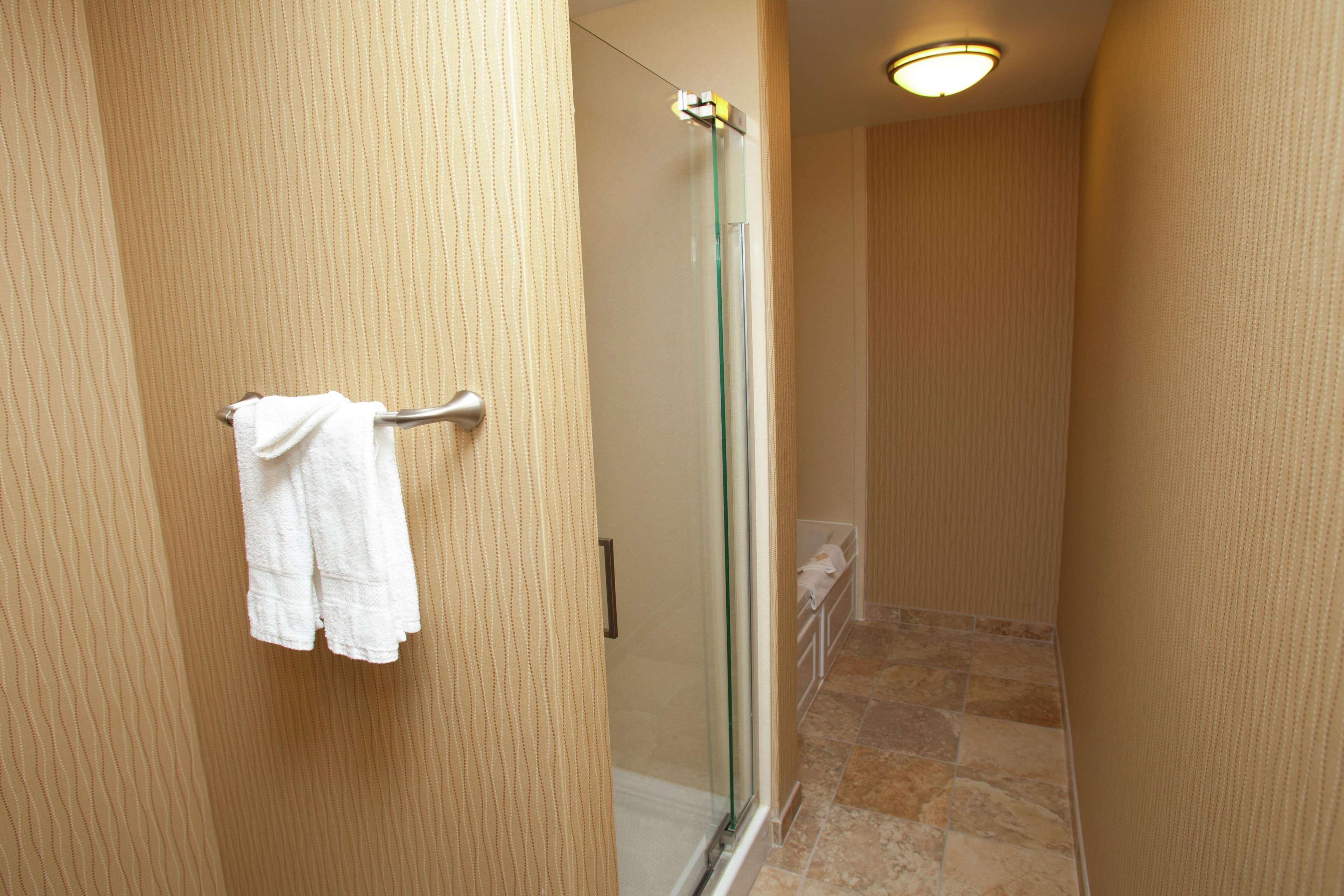 Studio King Size Bed