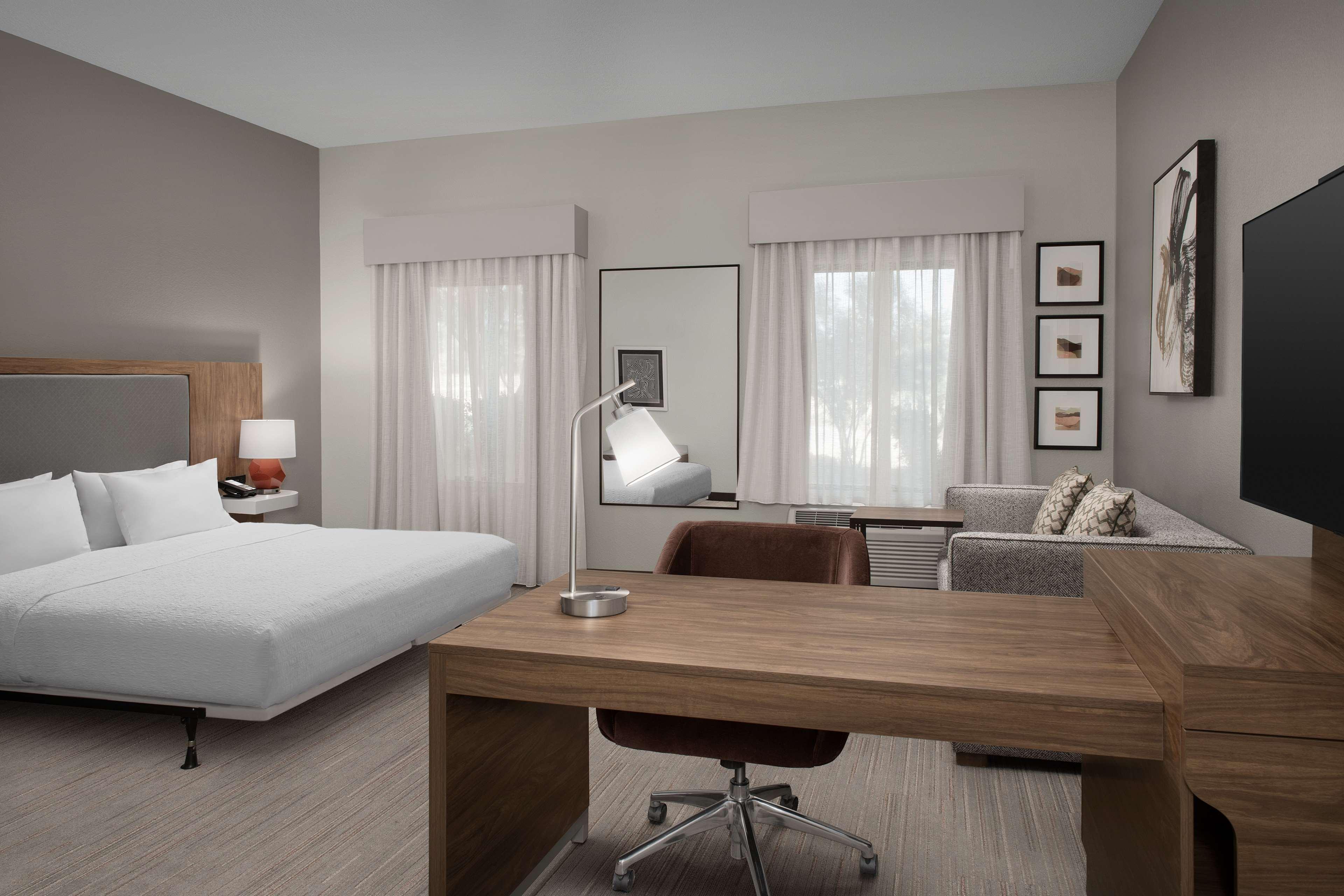 Studio King Bed Non Smoking