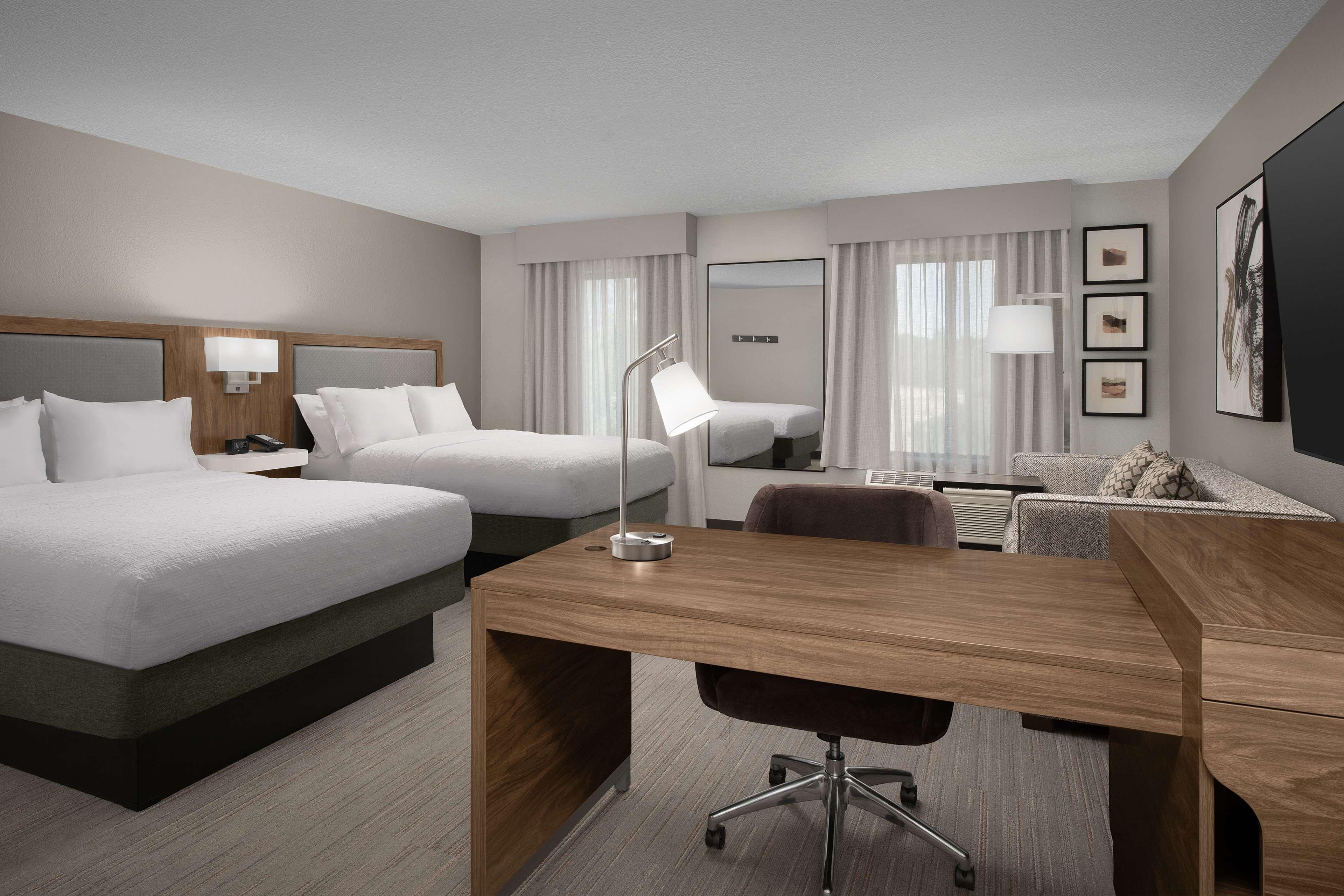 Suite Two Queen Beds