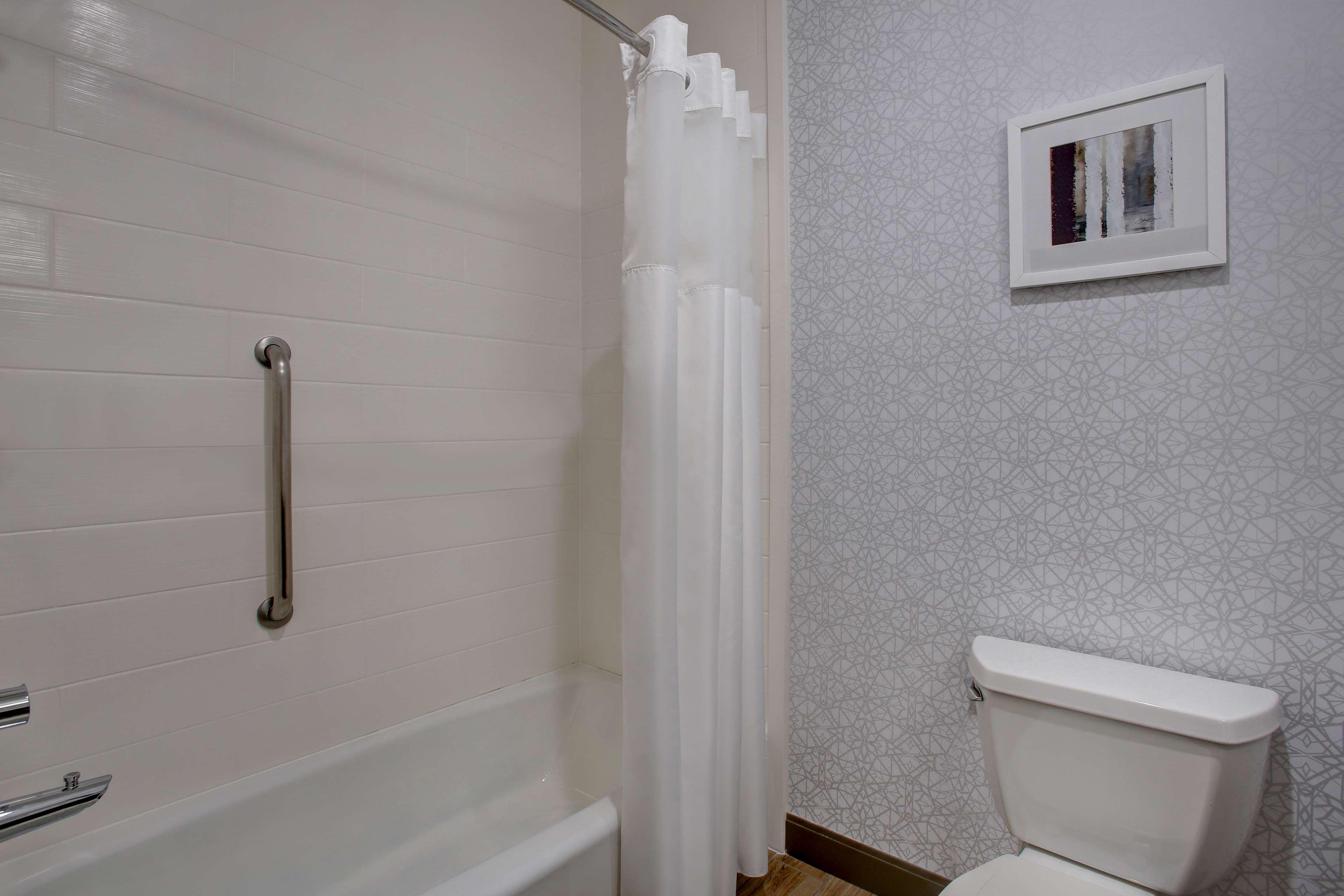 Double Two Queen Beds Non Smoking