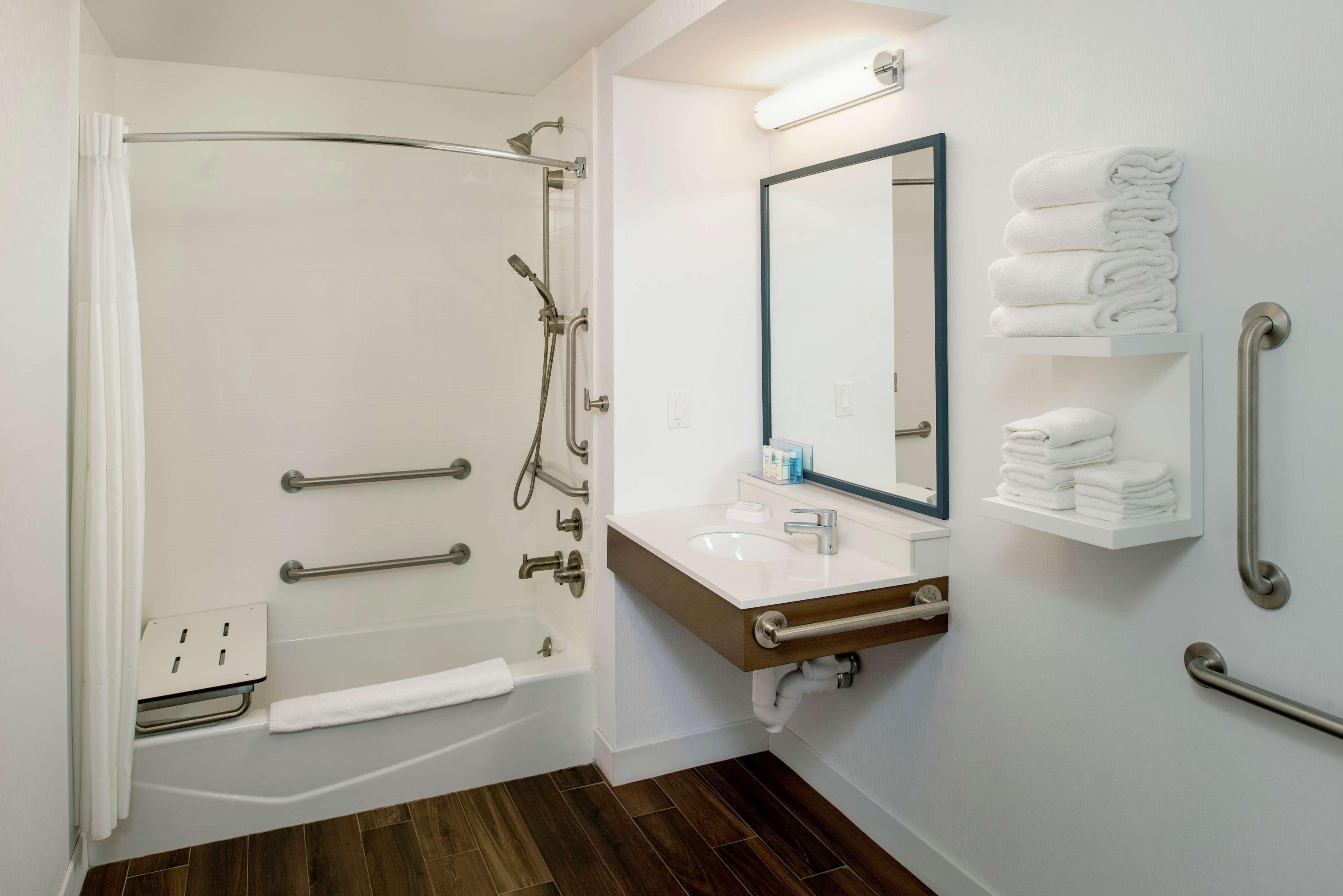 Suite Two Queen Beds